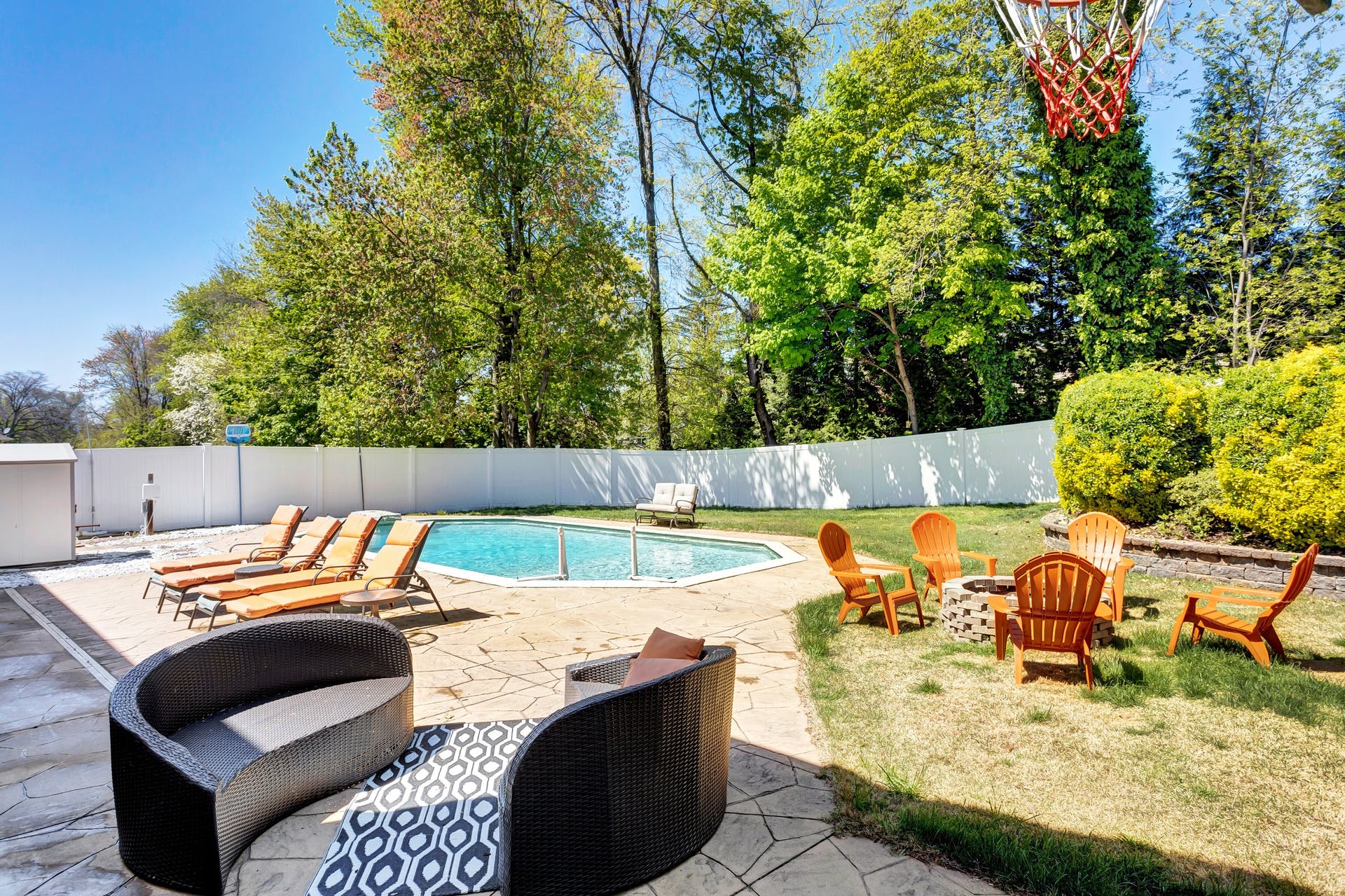 313 Oradell Ave