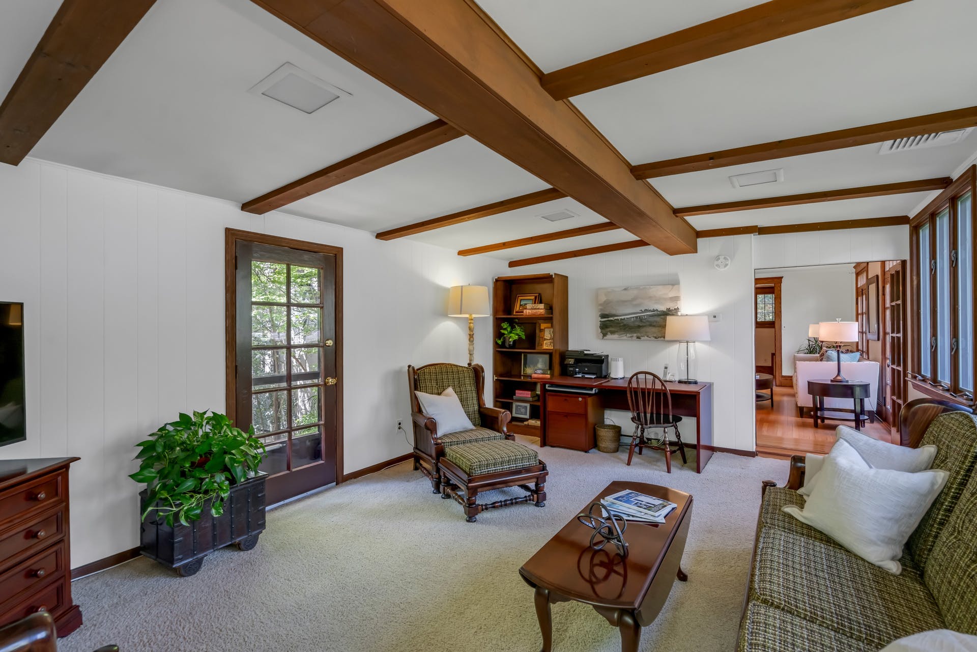 330 Wastena Terrace