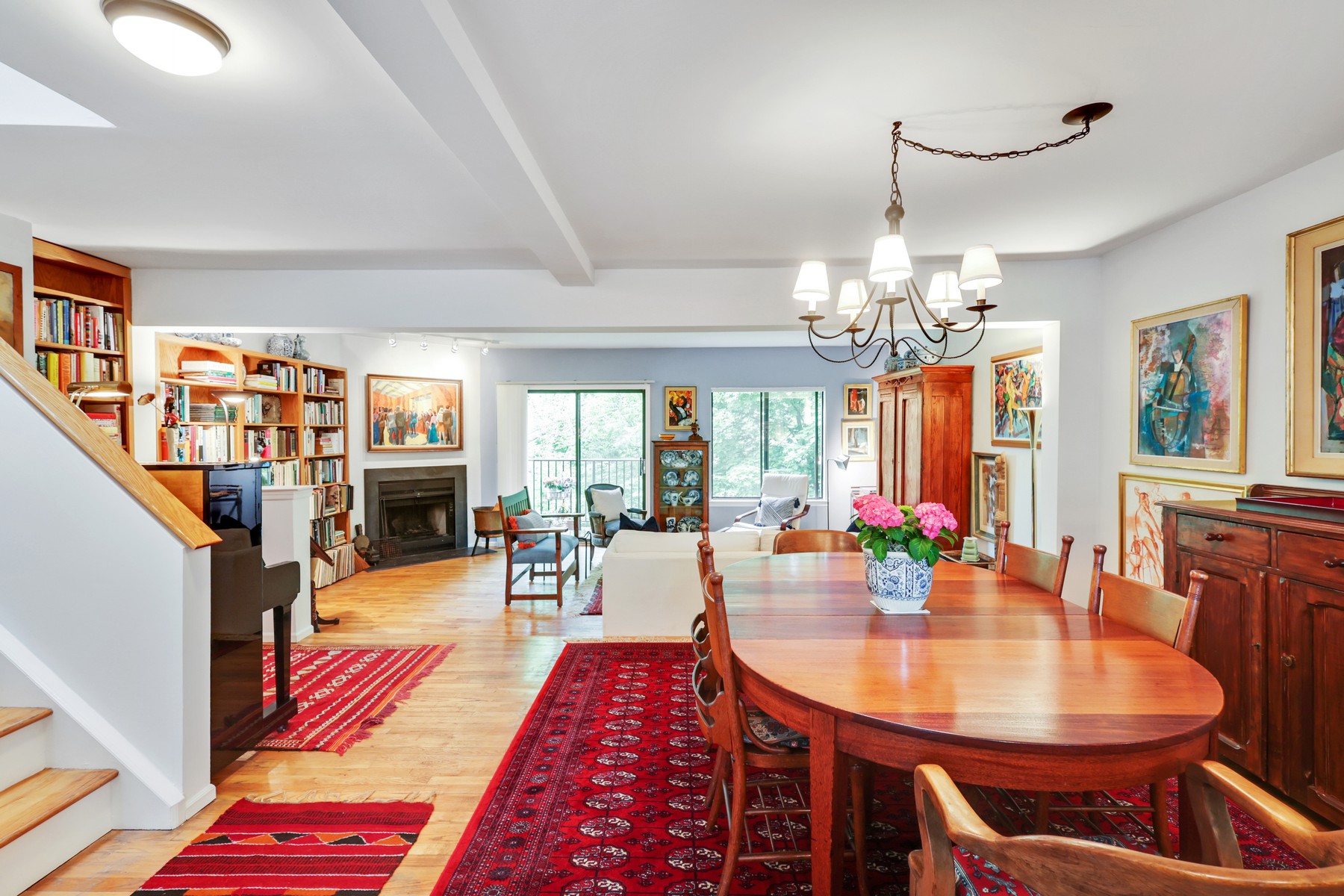 16 Otis Place