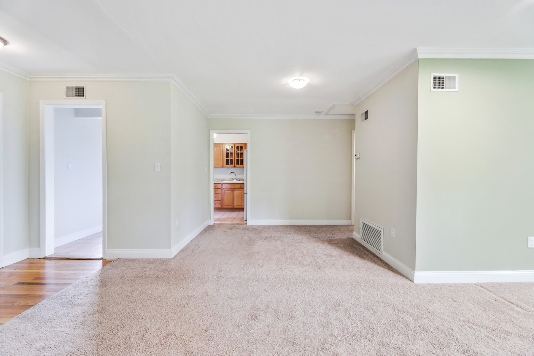 181 Long Hill Road, #10-6 