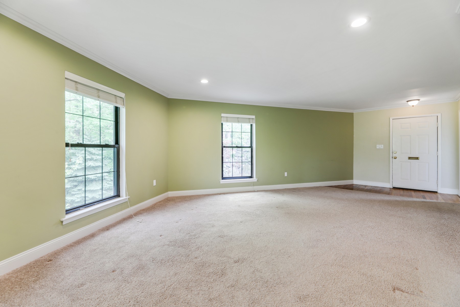 181 Long Hill Road, #10-6 