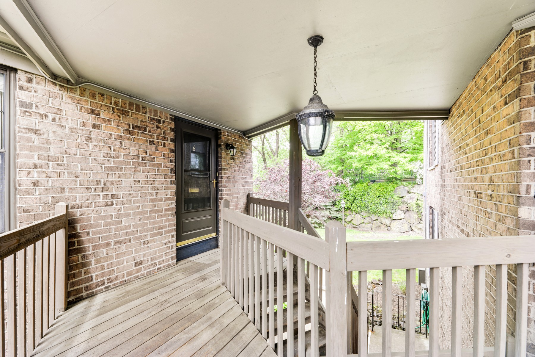 181 Long Hill Road, #10-6 