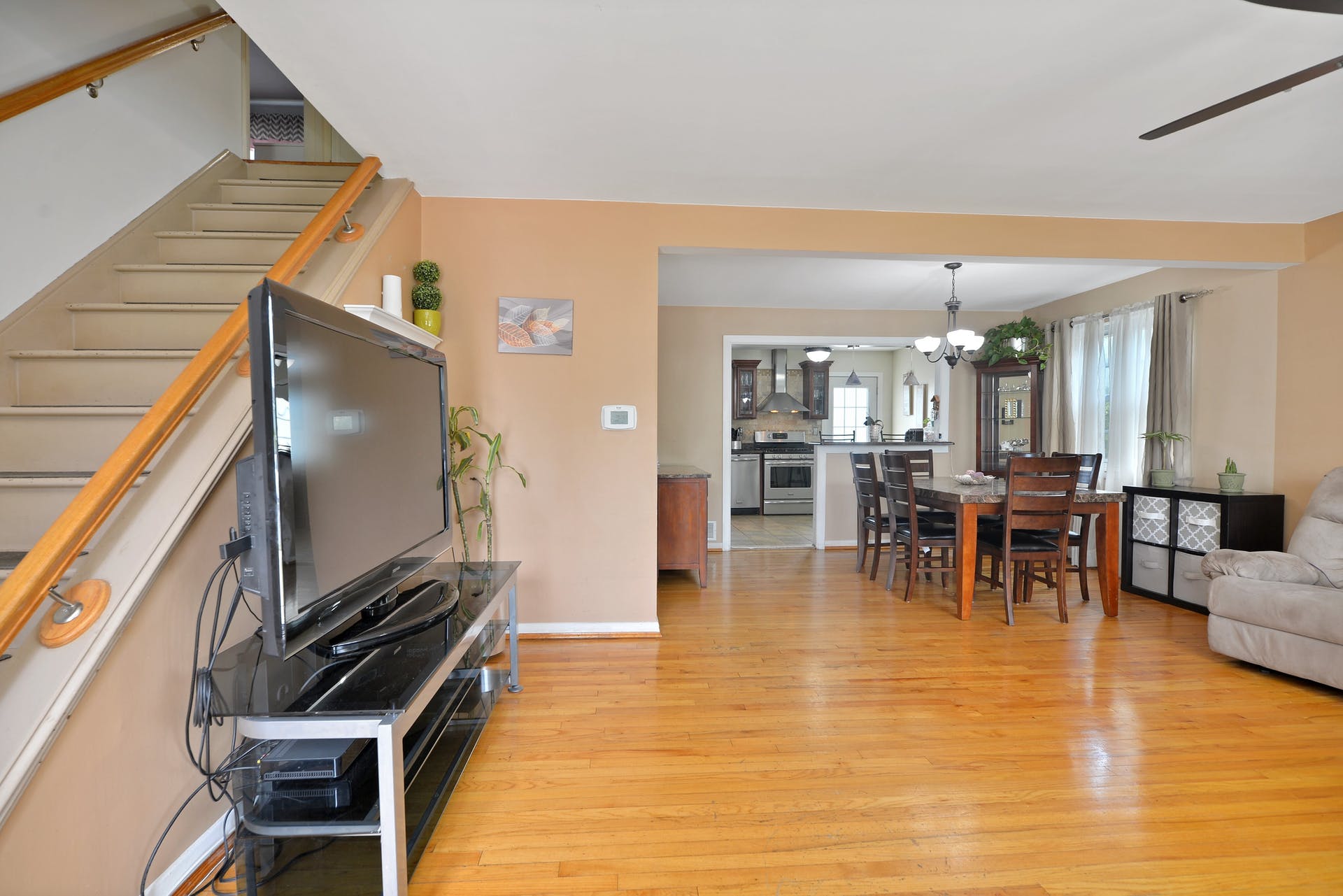 27 South Drive