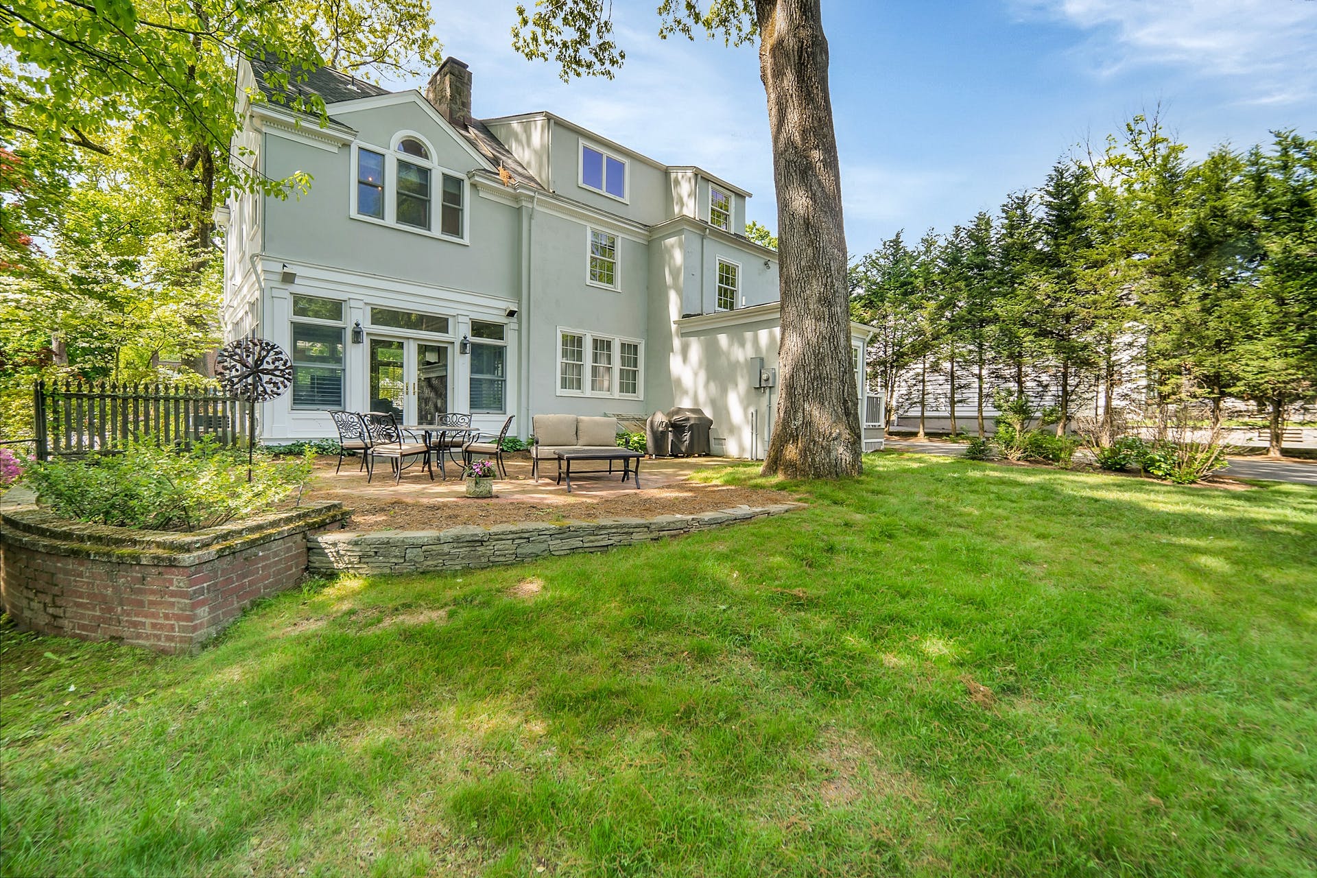 141 Avondale Road