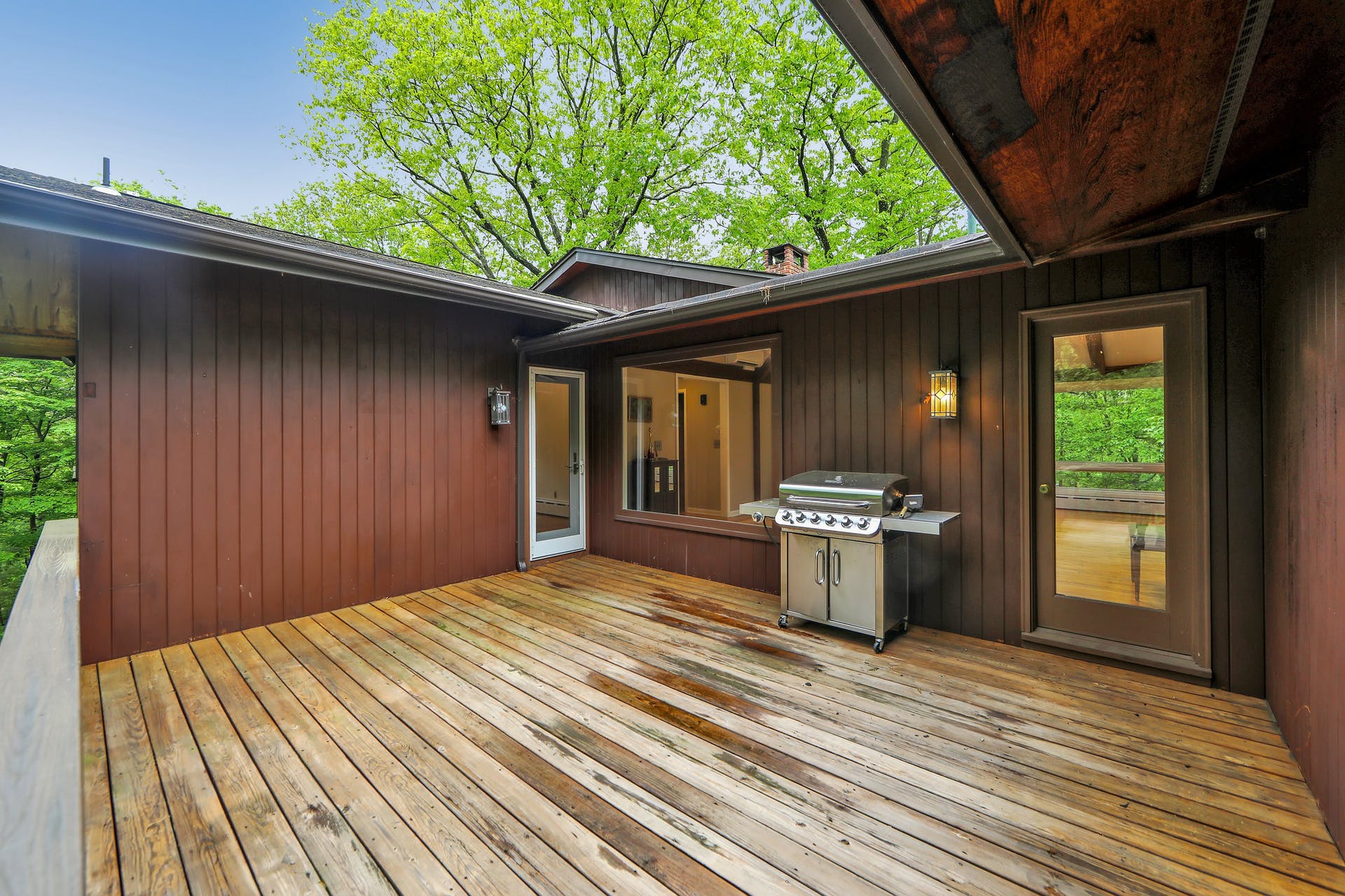 140 Skyline Drive