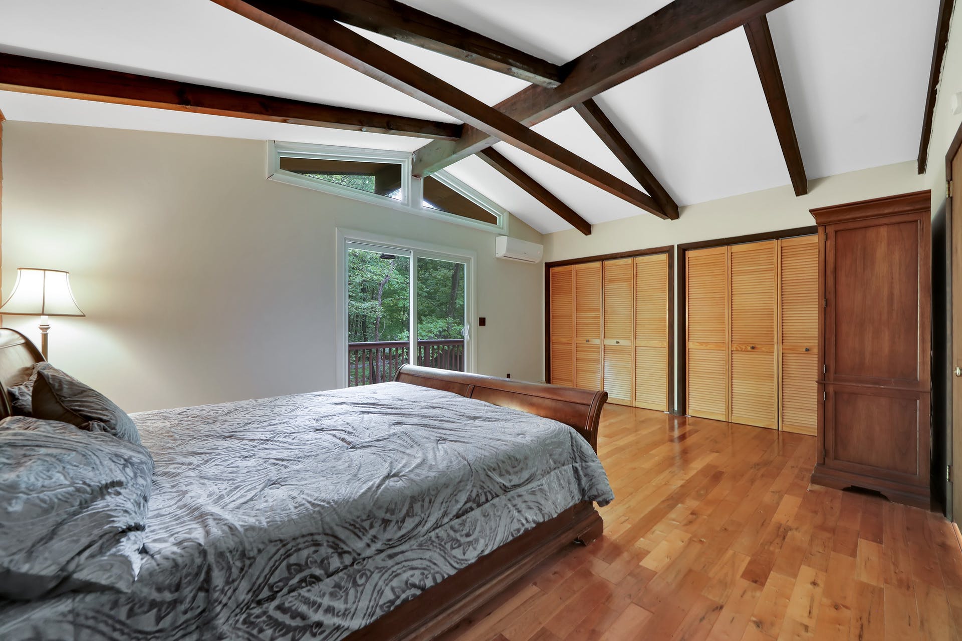 140 Skyline Drive