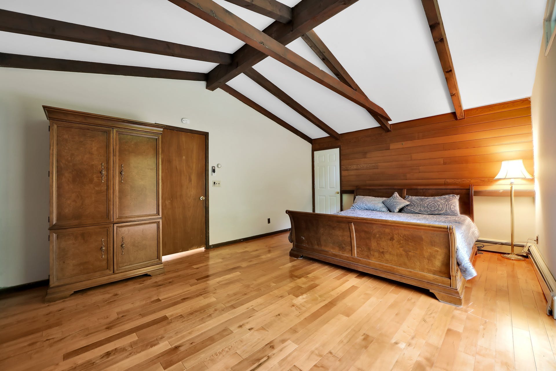 140 Skyline Drive