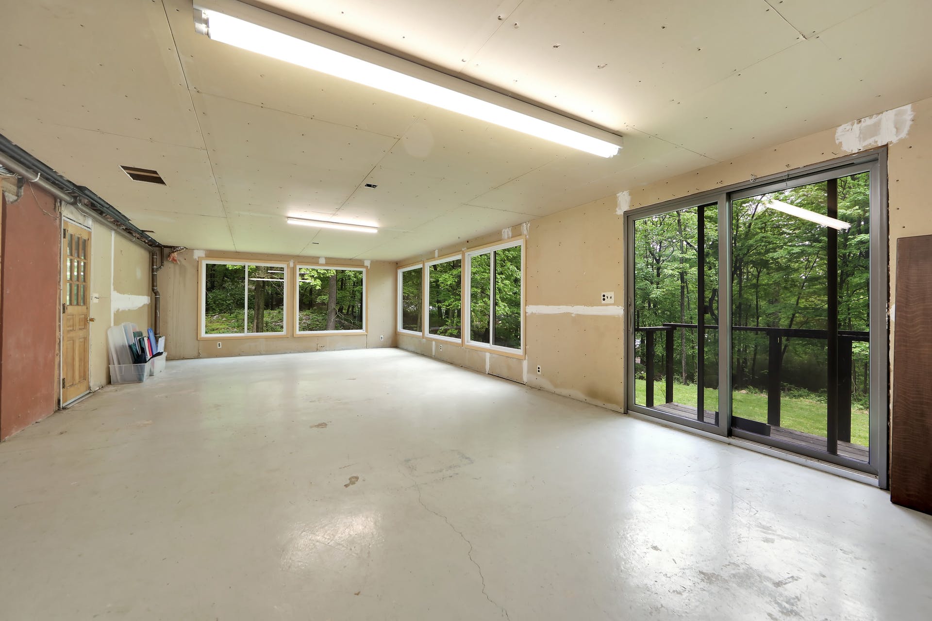 140 Skyline Drive