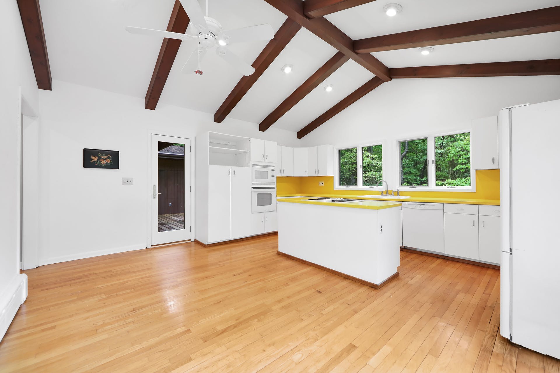 140 Skyline Drive