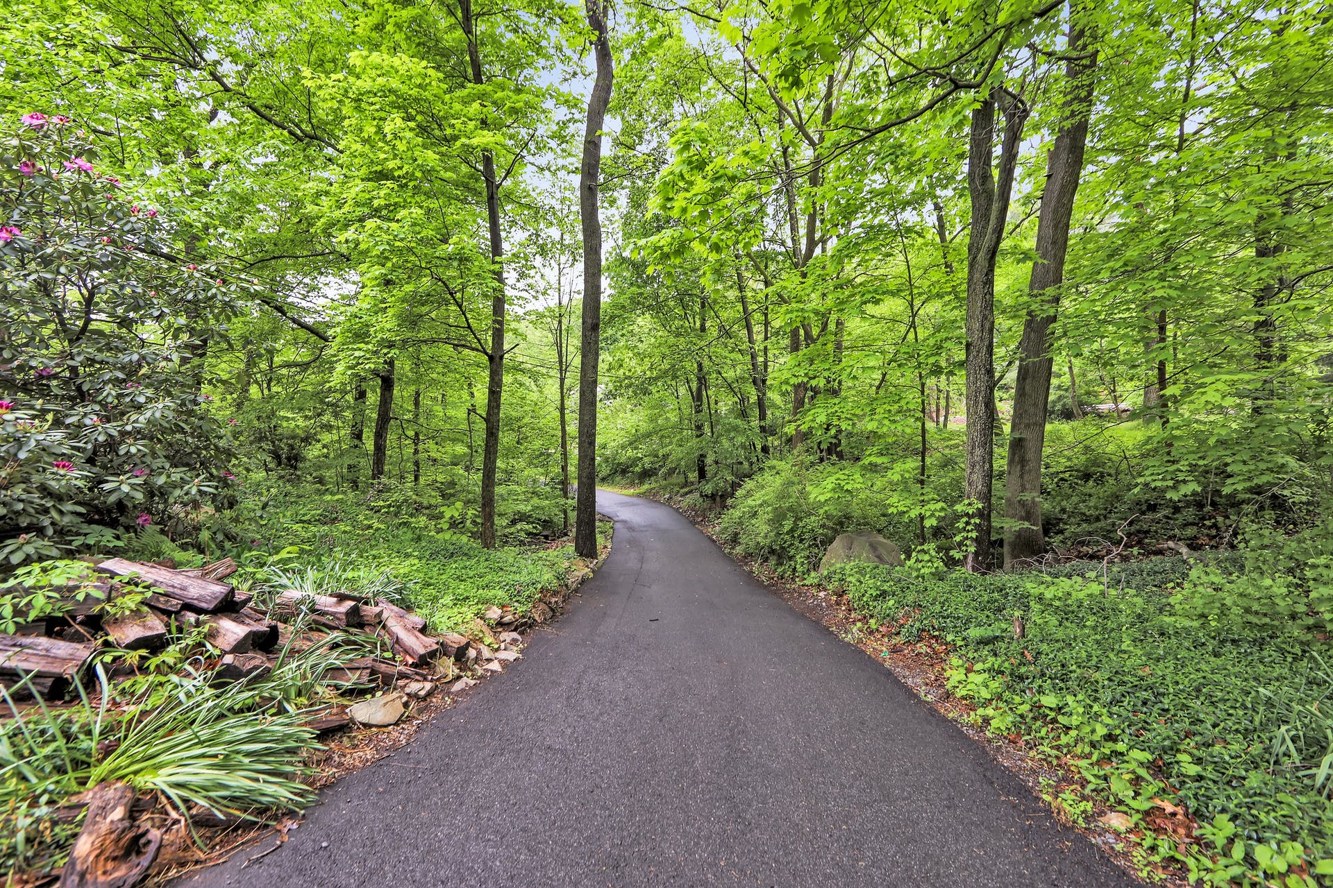 140 Skyline Drive