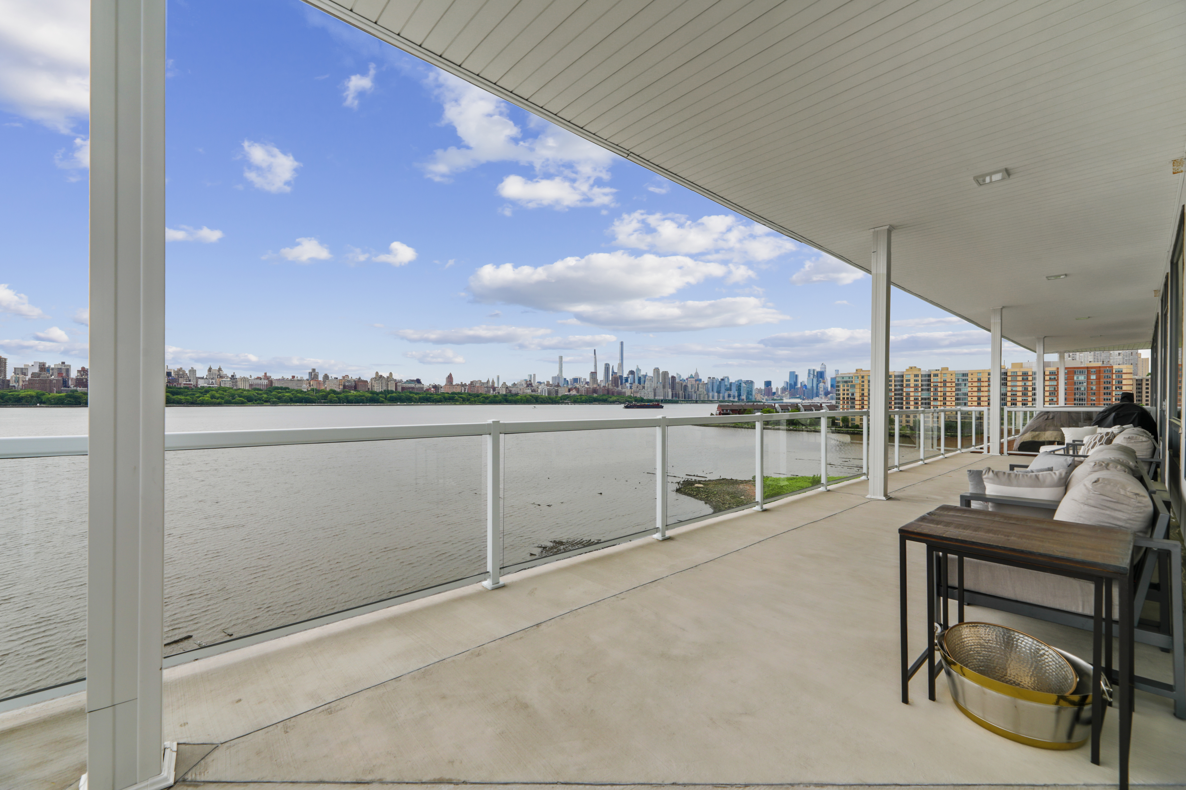 3 Somerset Lane, #611 