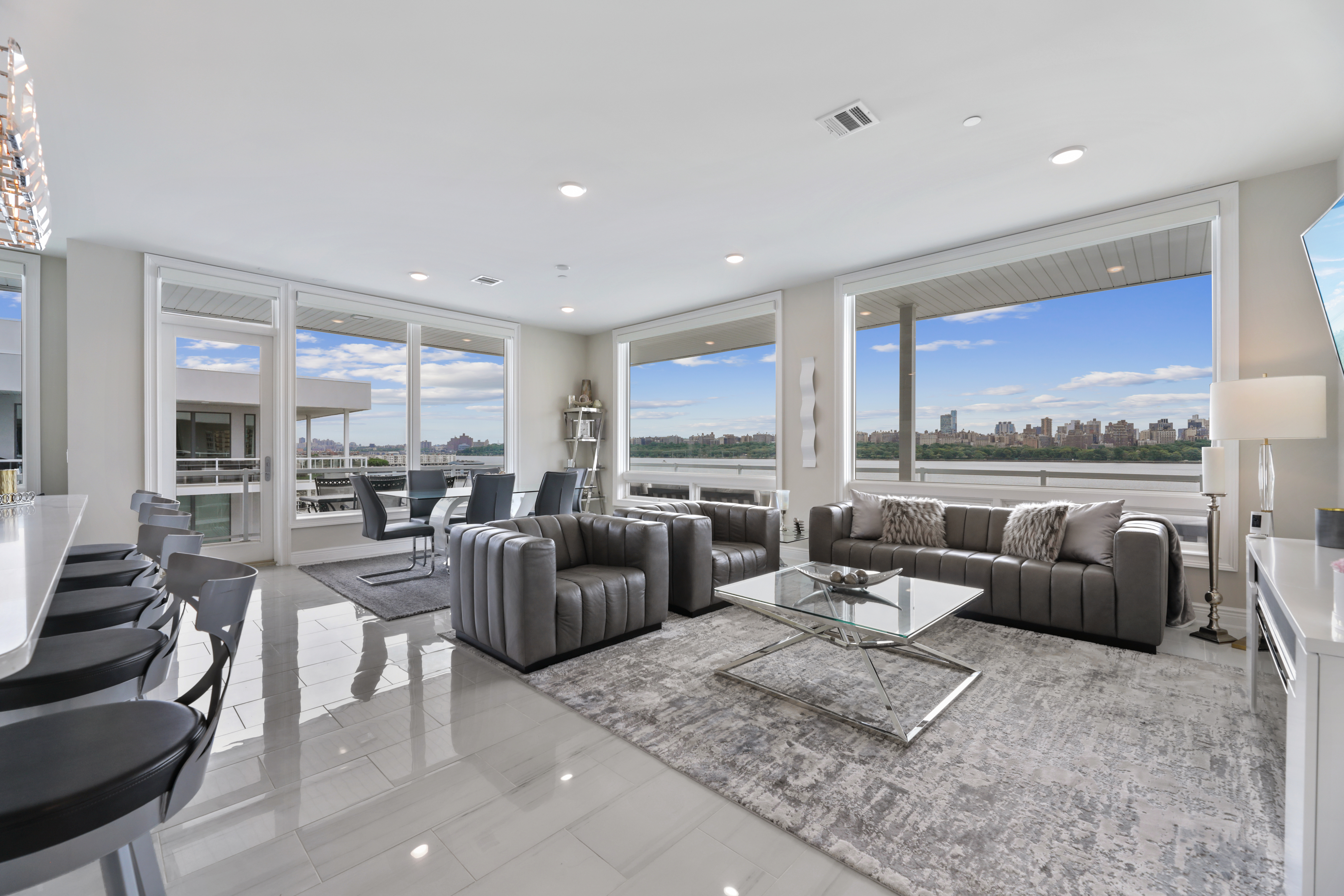 3 Somerset Lane, #611 