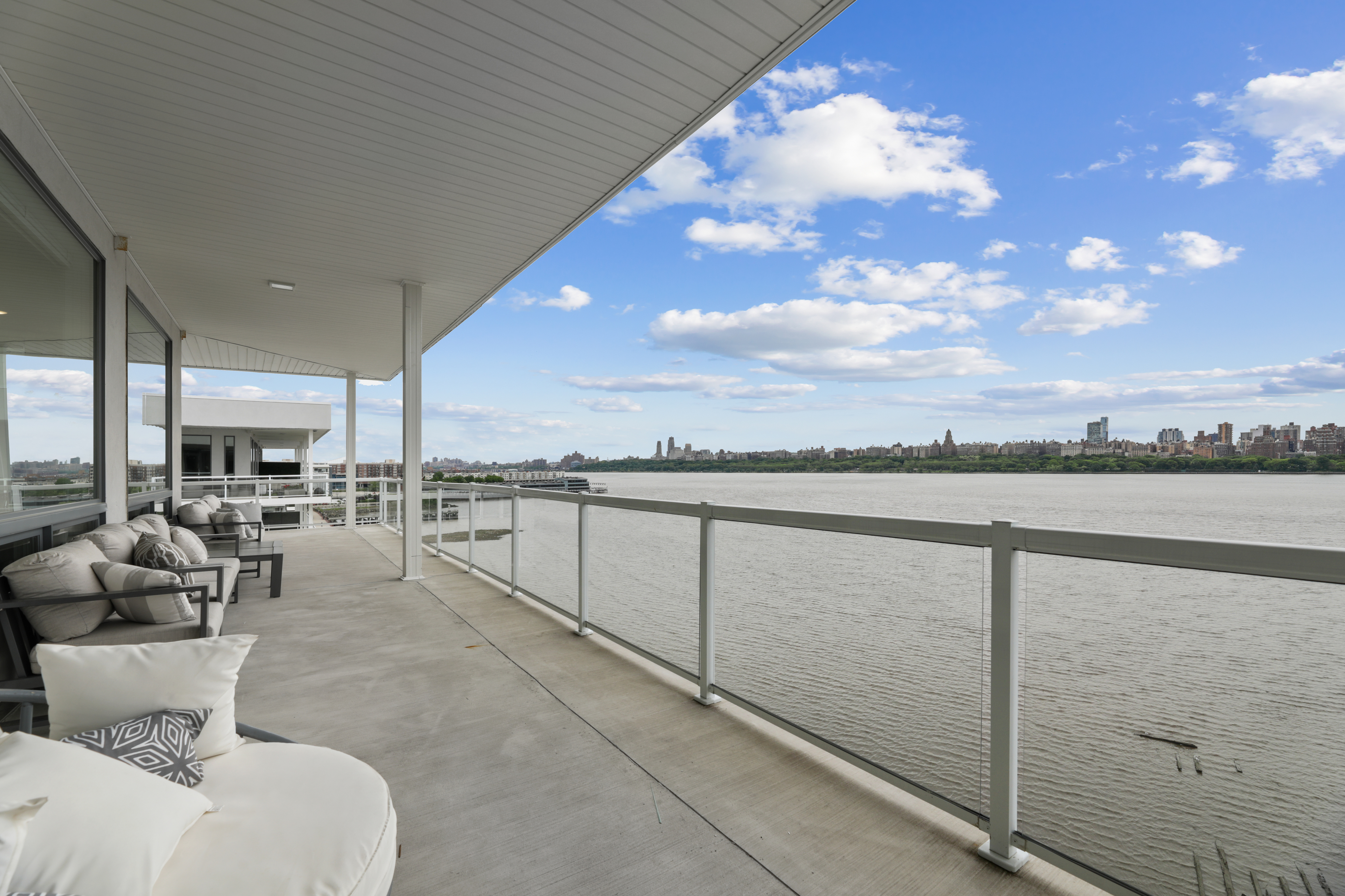 3 Somerset Lane, #611 