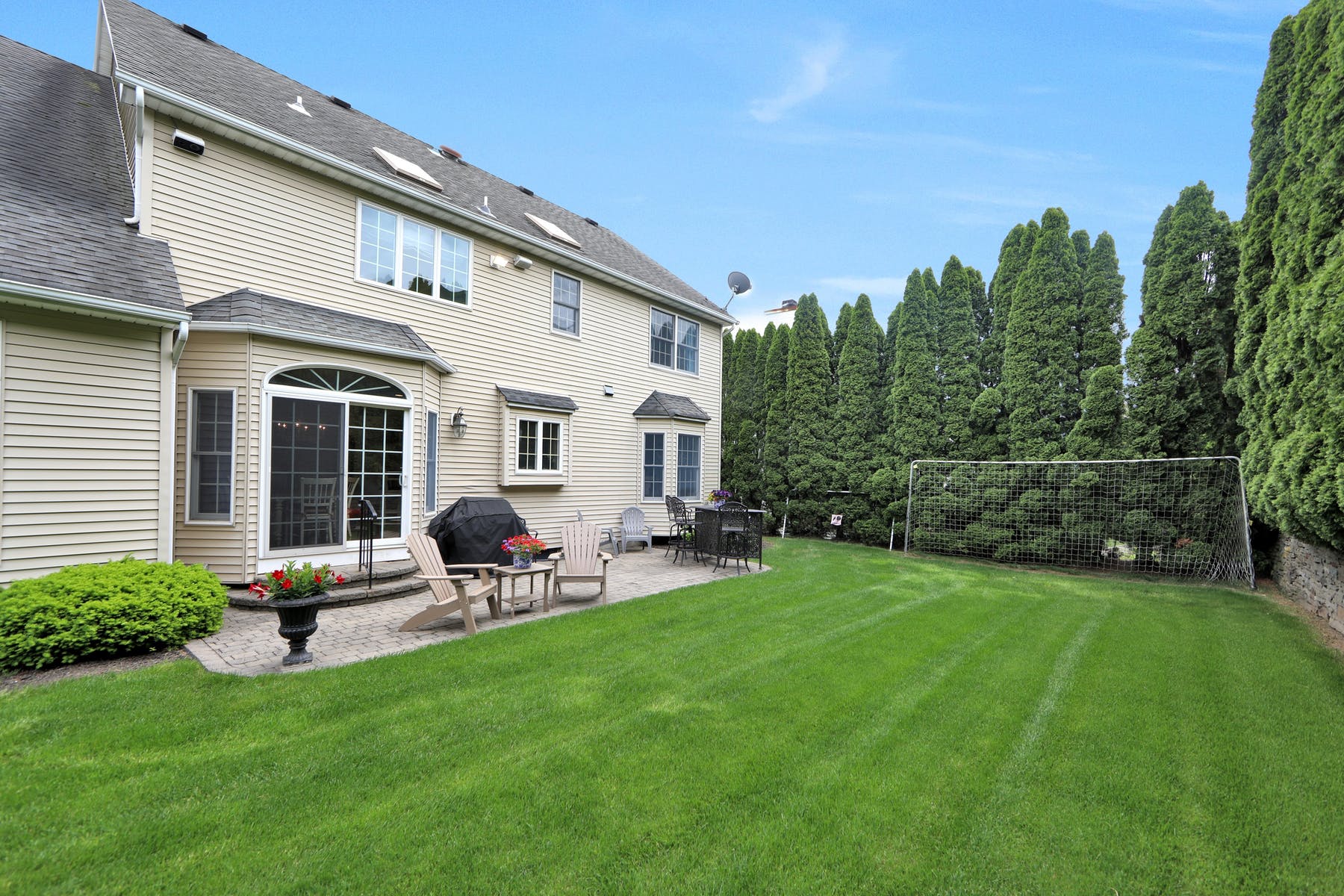 611 Bridle Path