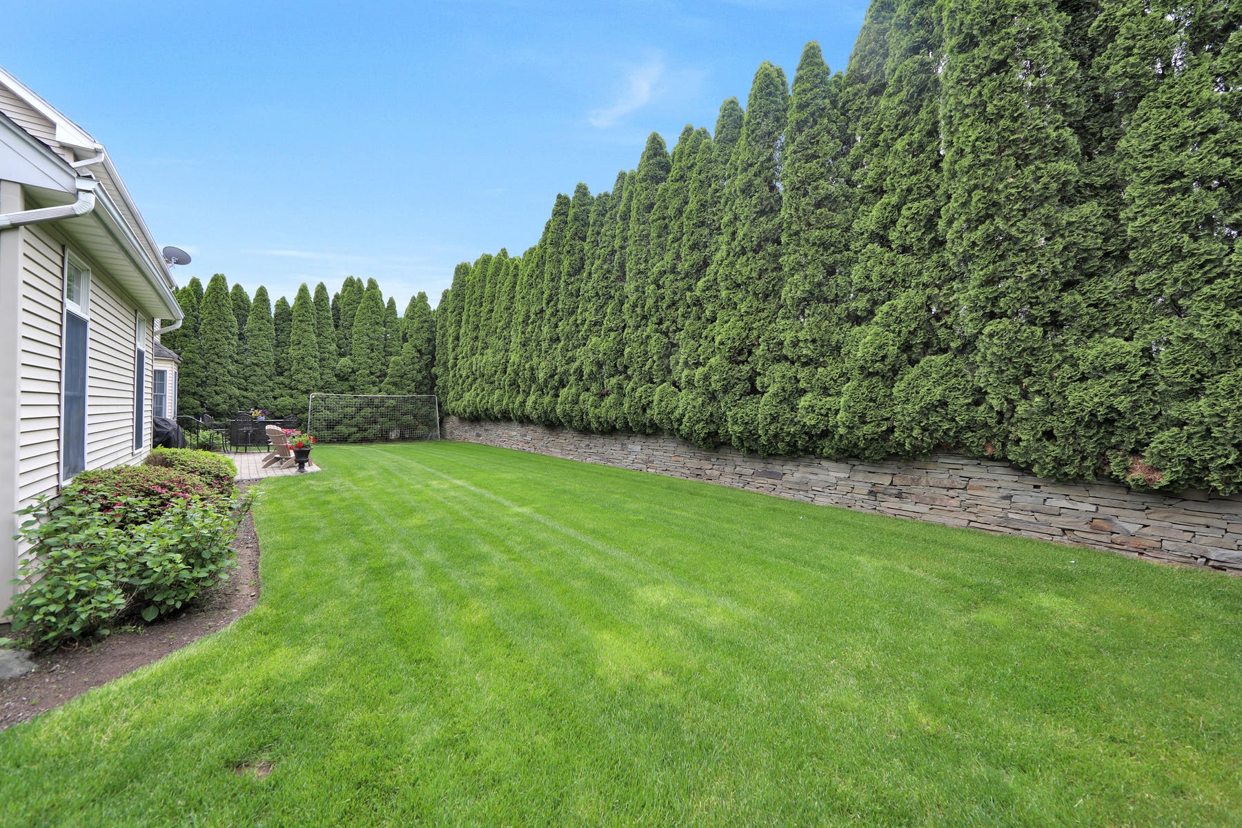 611 Bridle Path