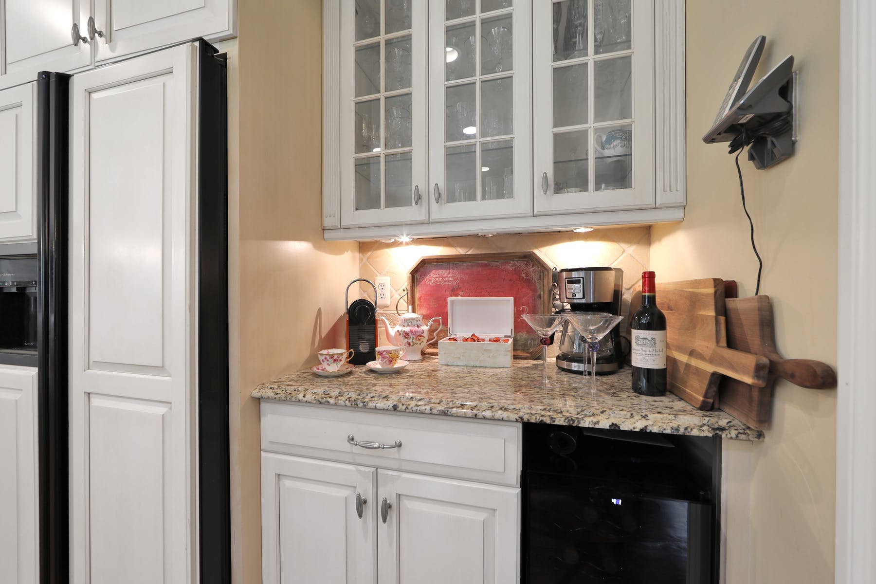 611 Bridle Path