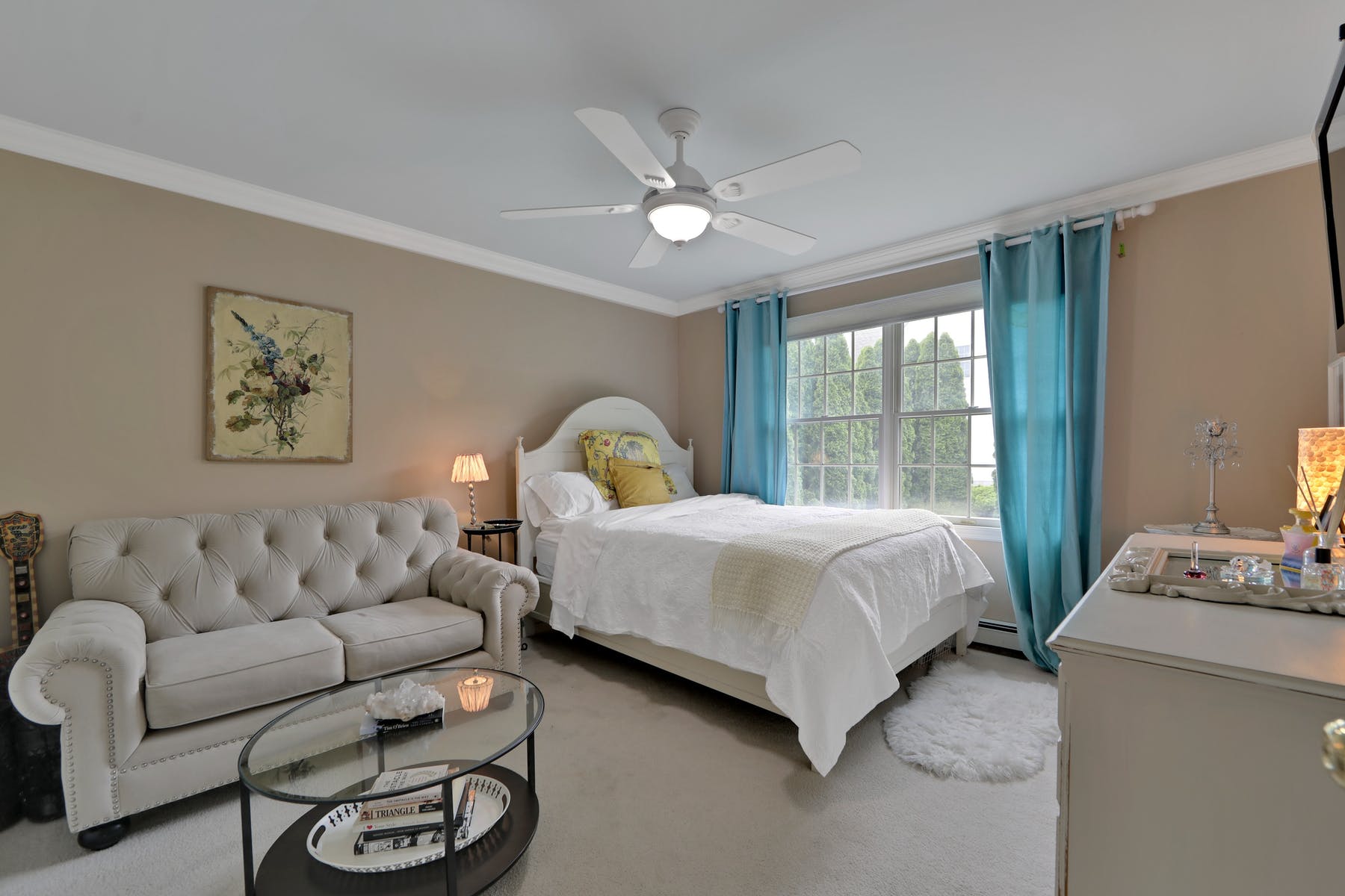 611 Bridle Path