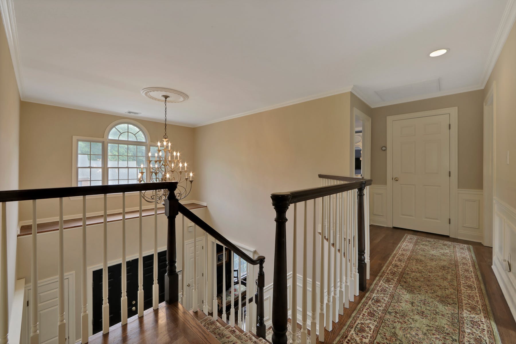 611 Bridle Path