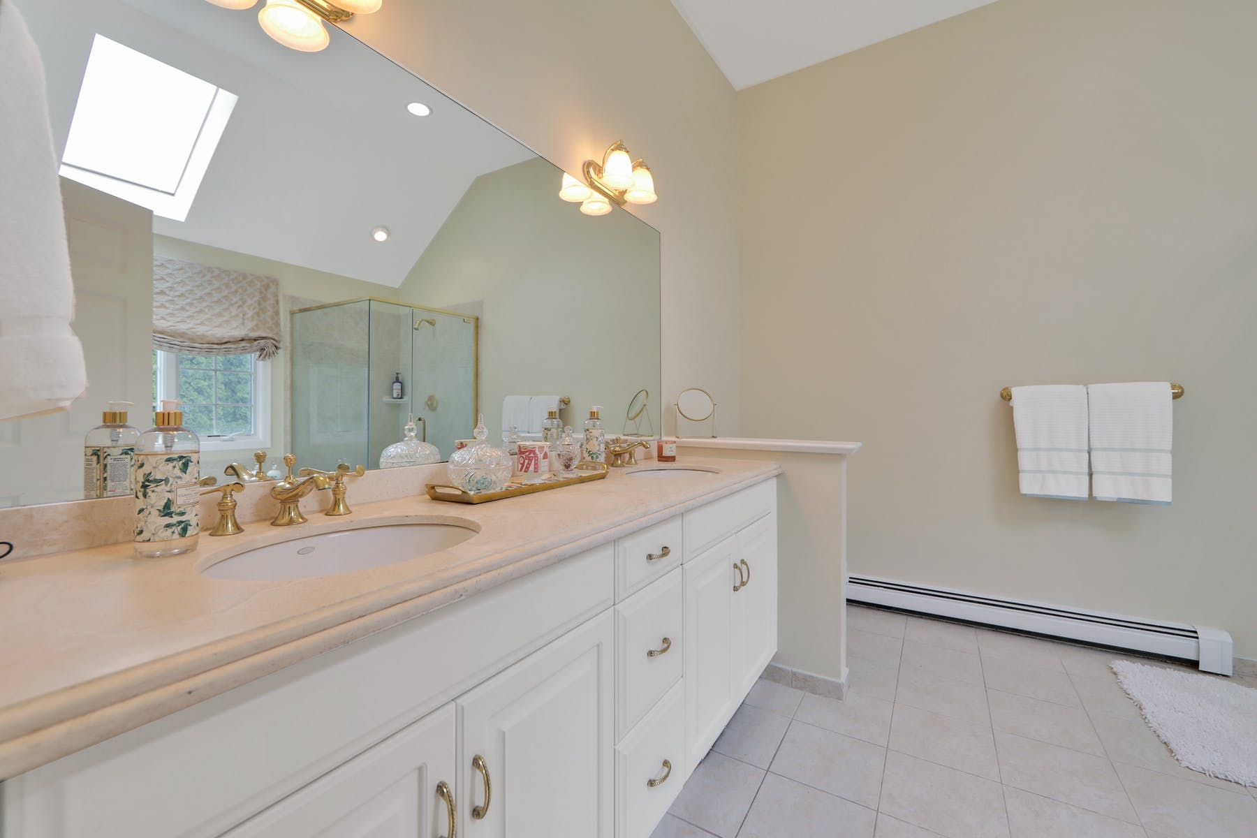 611 Bridle Path