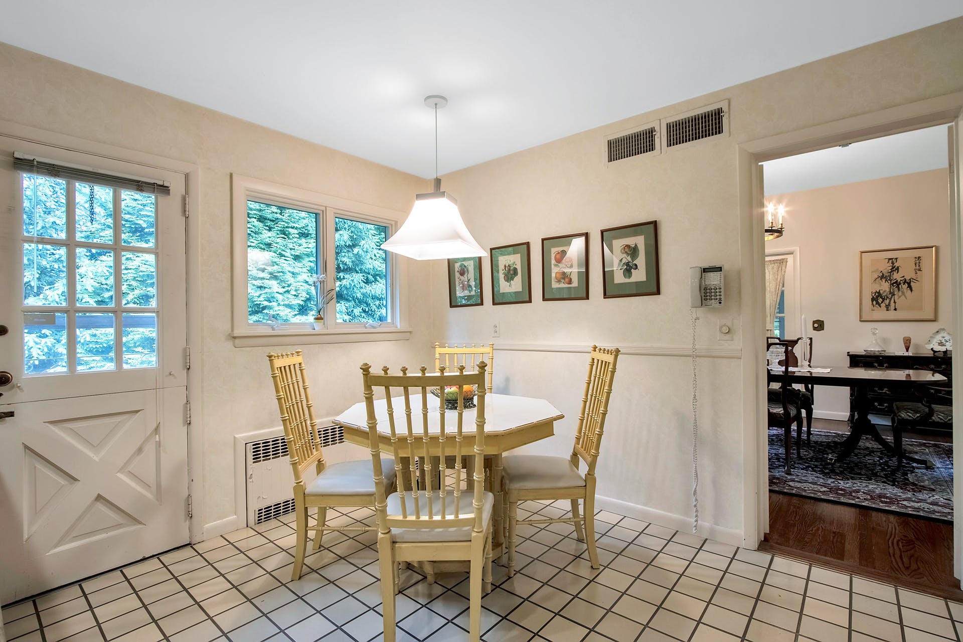 2 North Brae Court