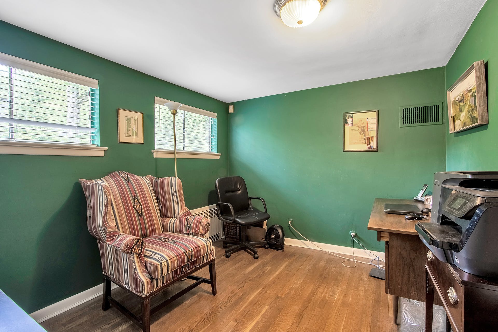 2 North Brae Court