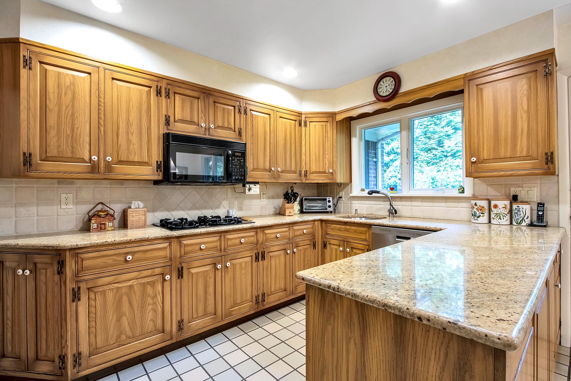 2 North Brae Court