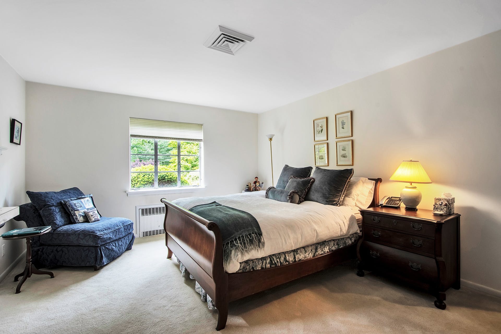 2 North Brae Court