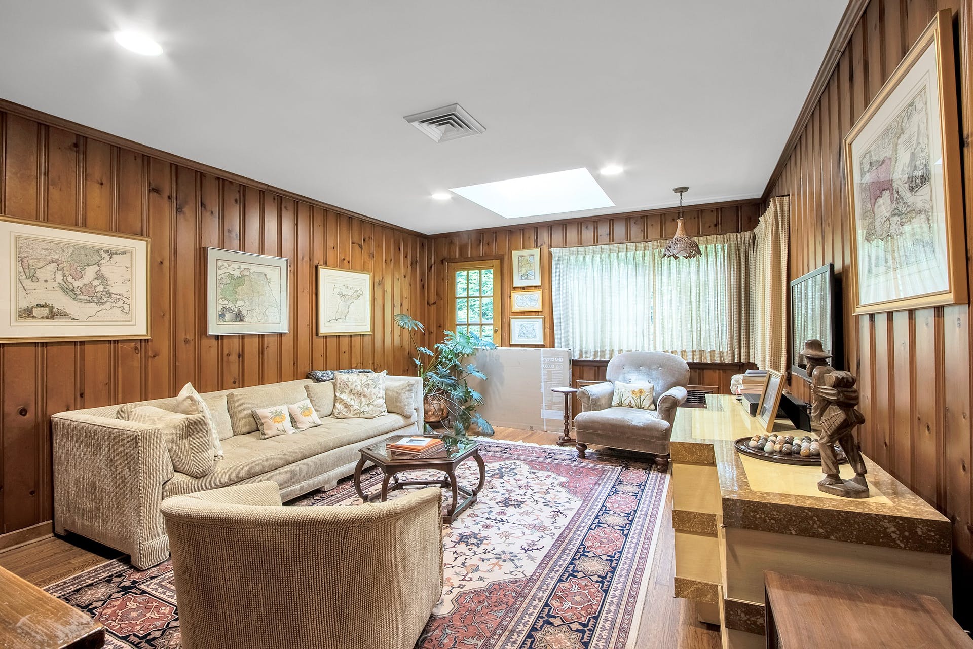 2 North Brae Court