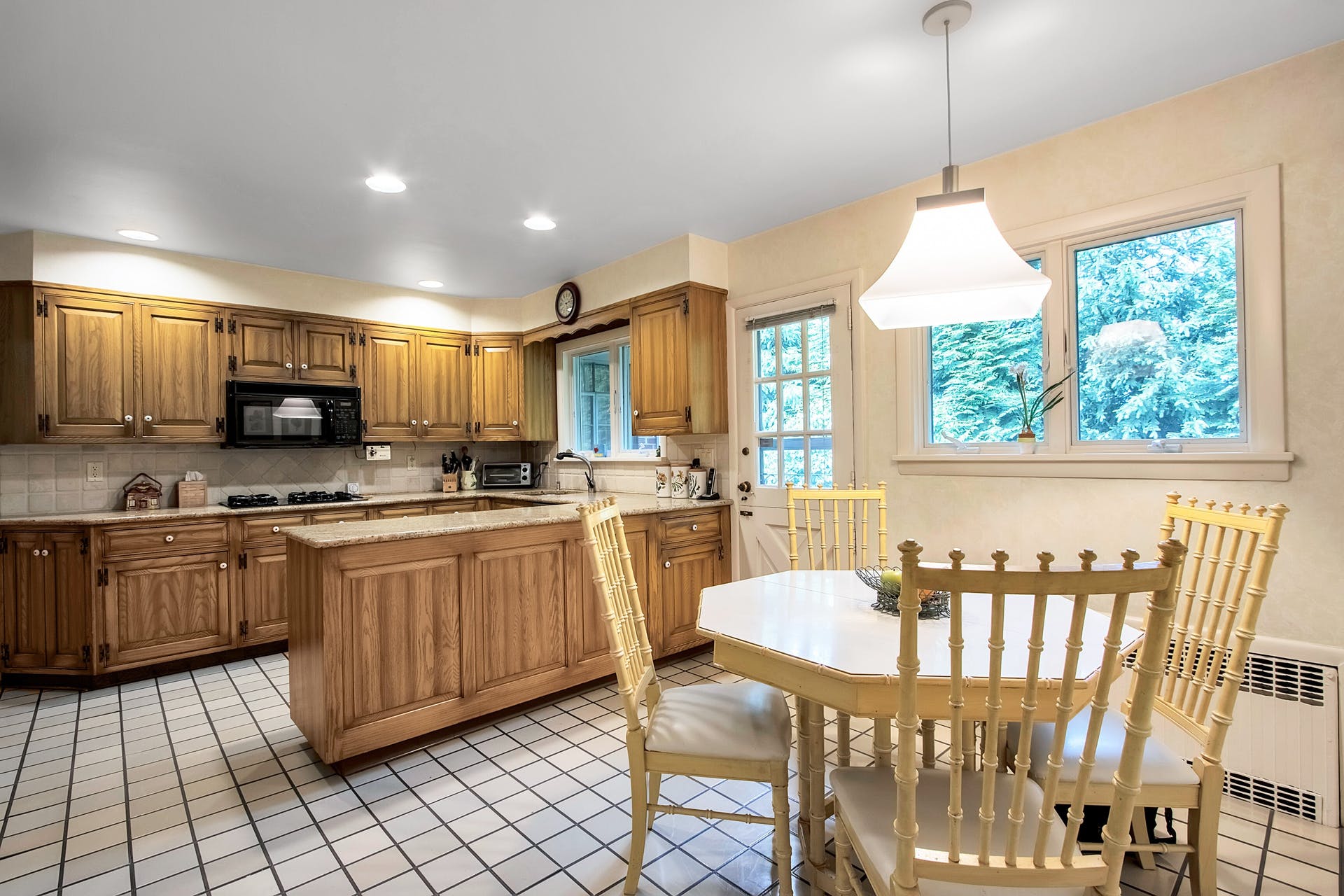 2 North Brae Court