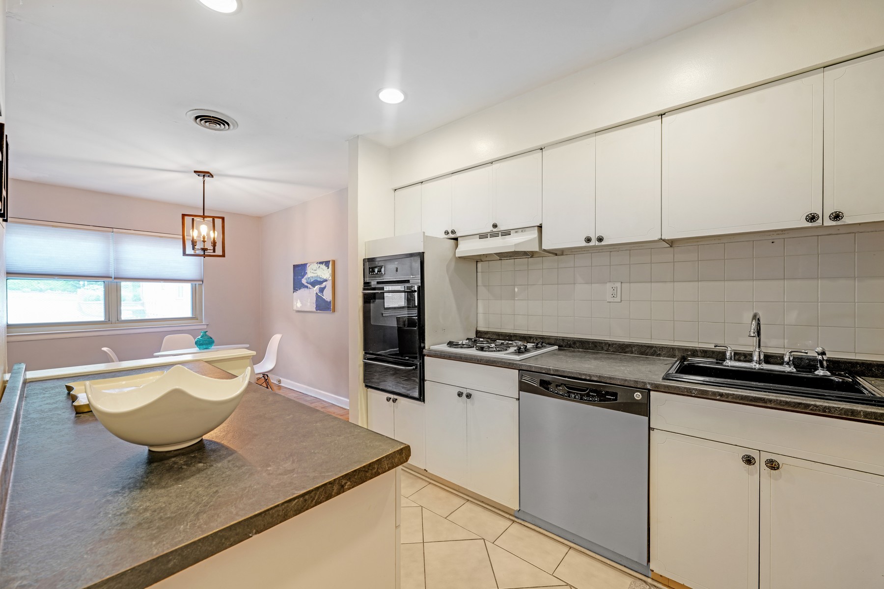361 Claremont Avenue, #10 