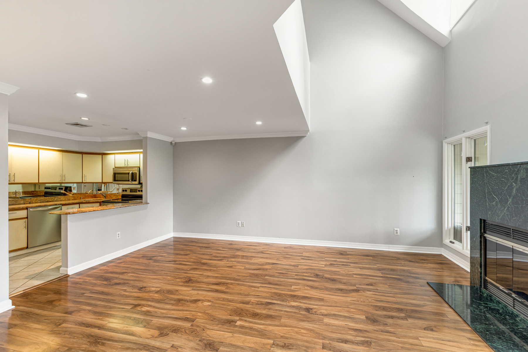 704 River Renaissance