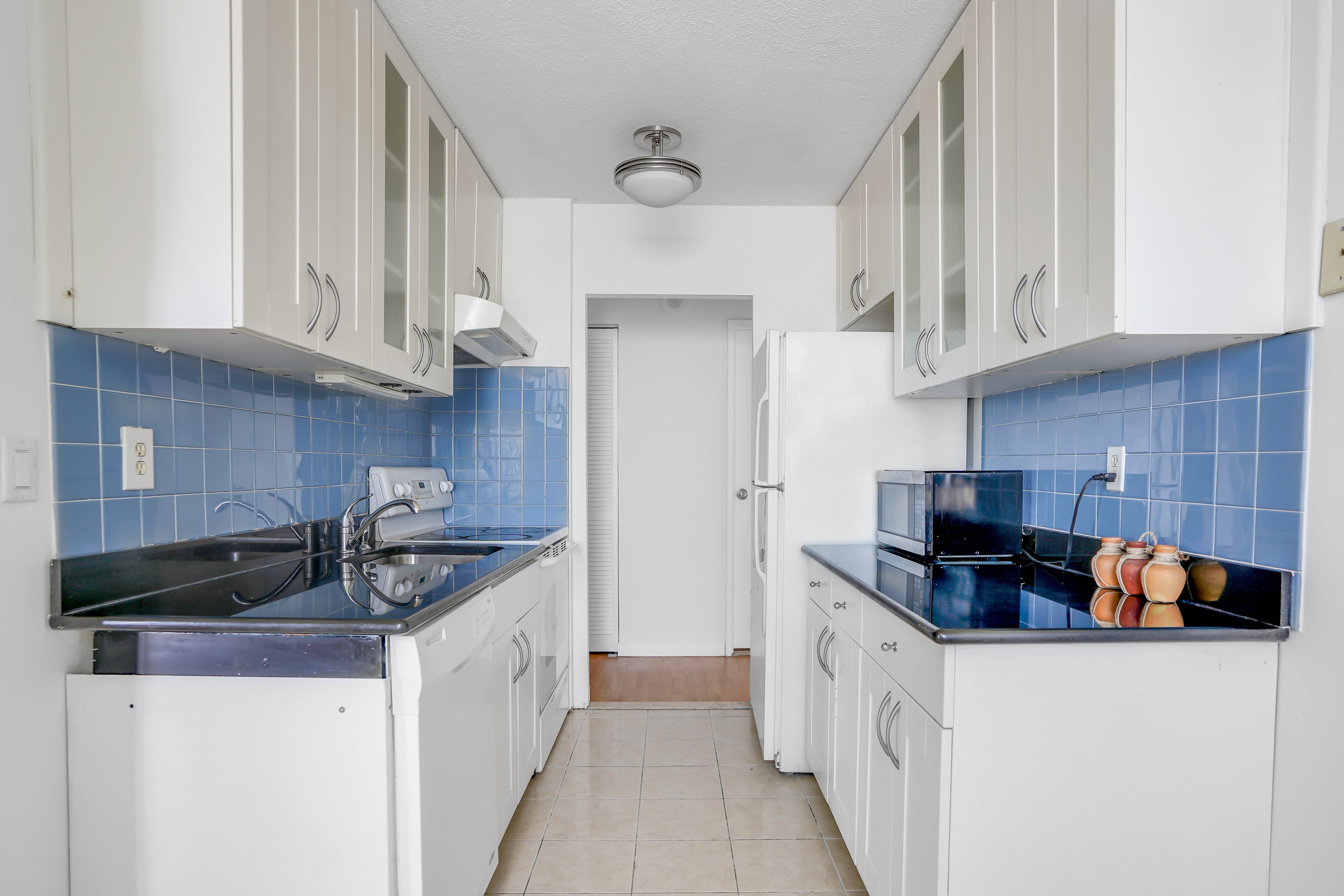 200 Winston Drive, #2811