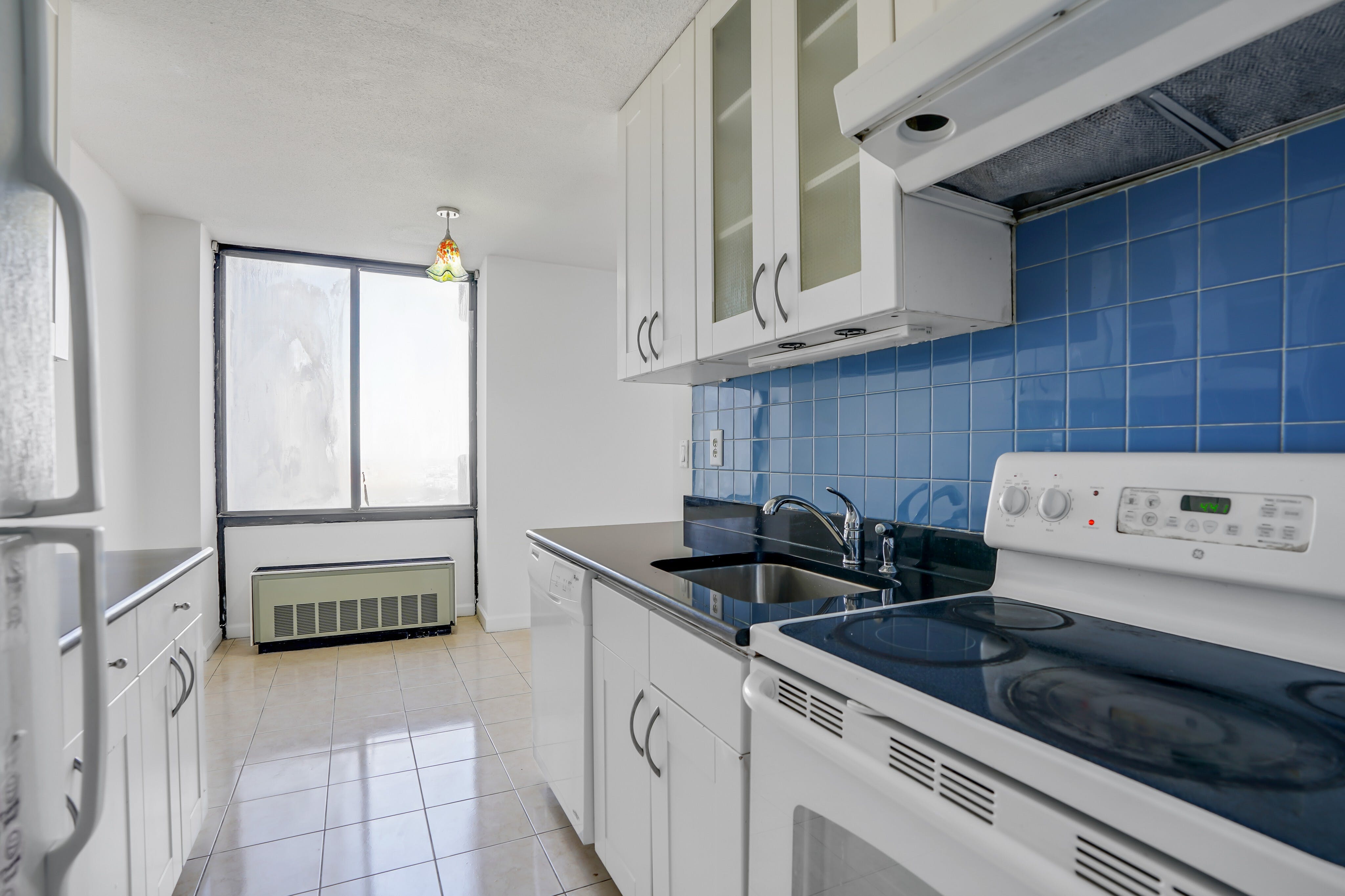 200 Winston Drive, #2811