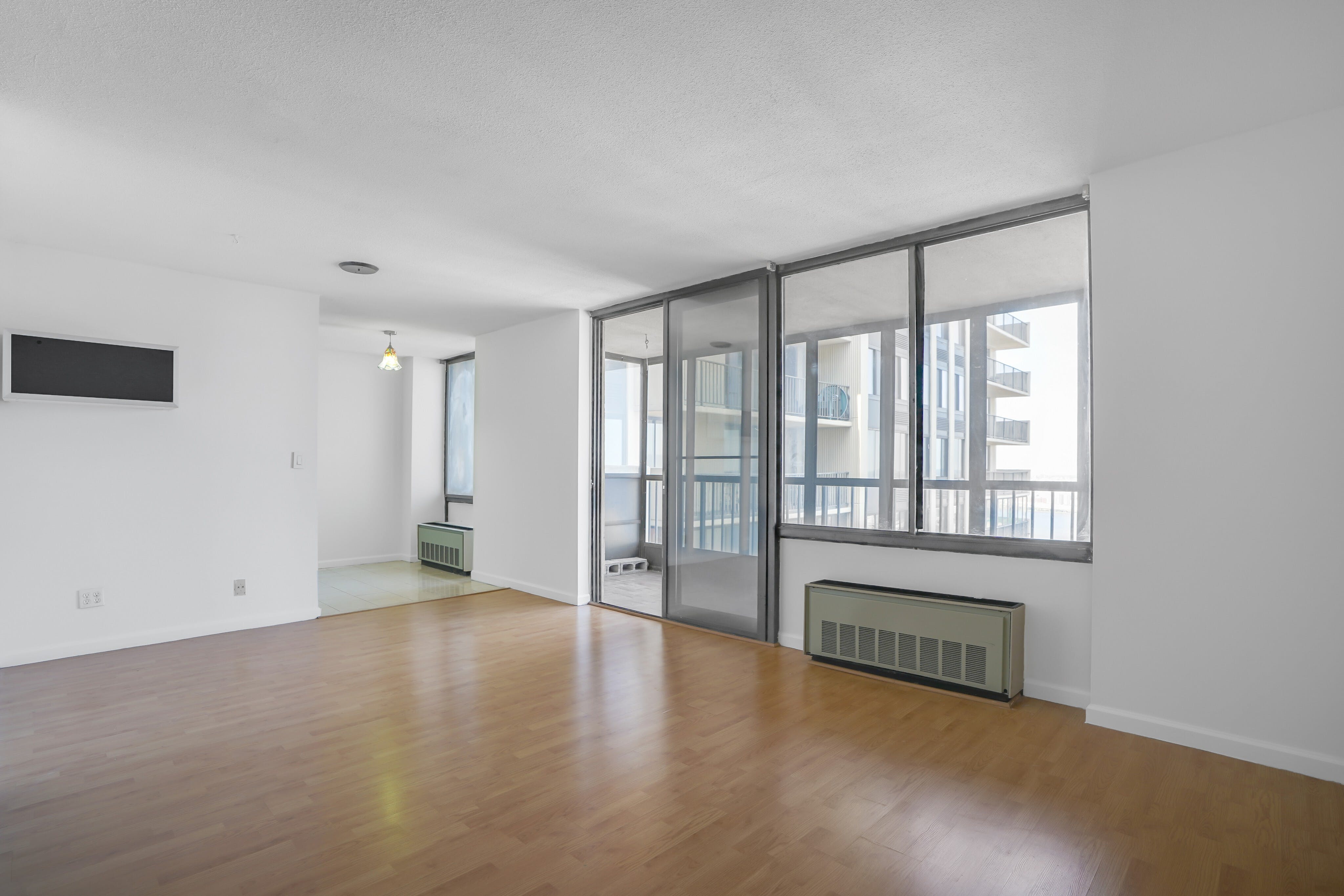 200 Winston Drive, #2811