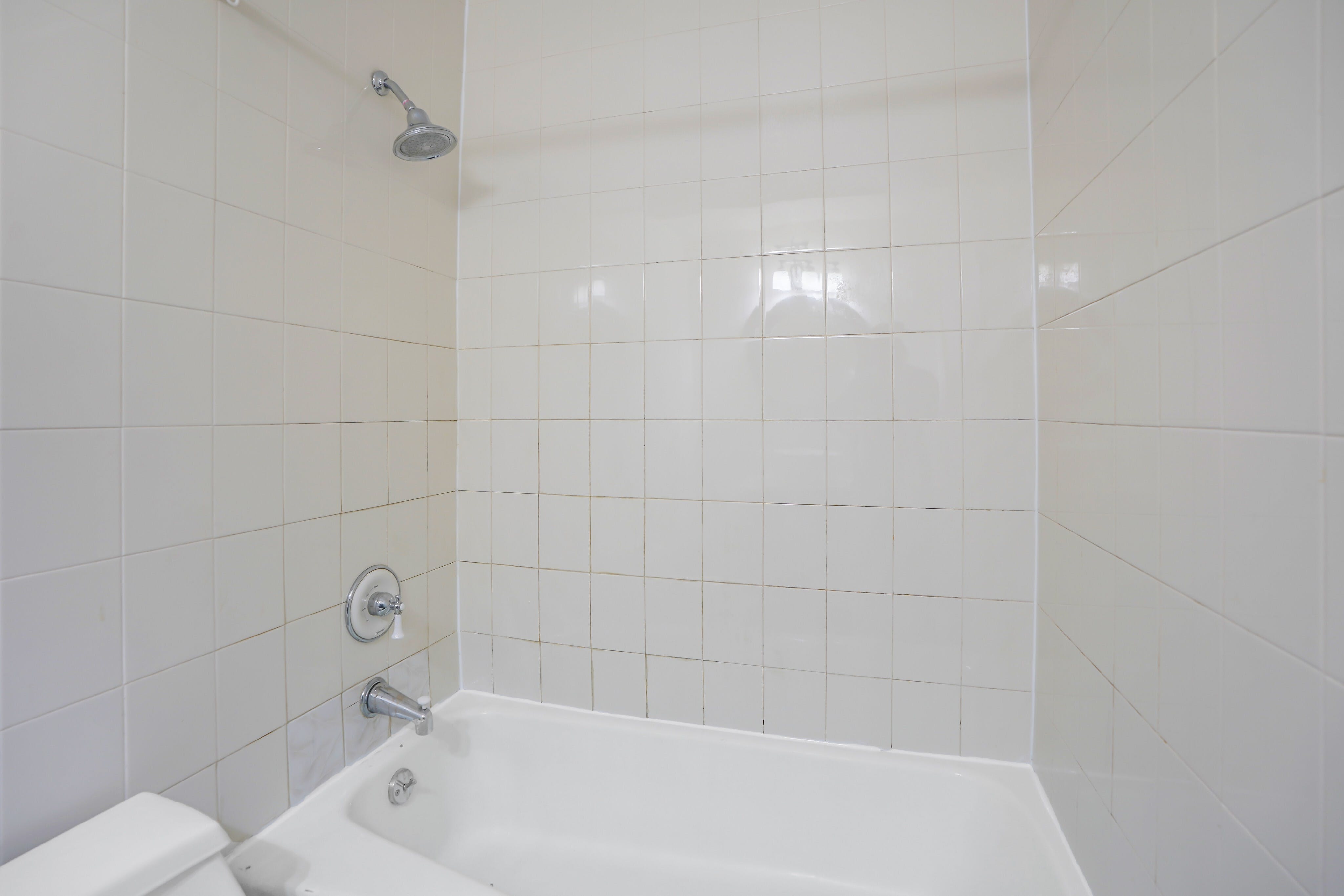 200 Winston Drive, #2811