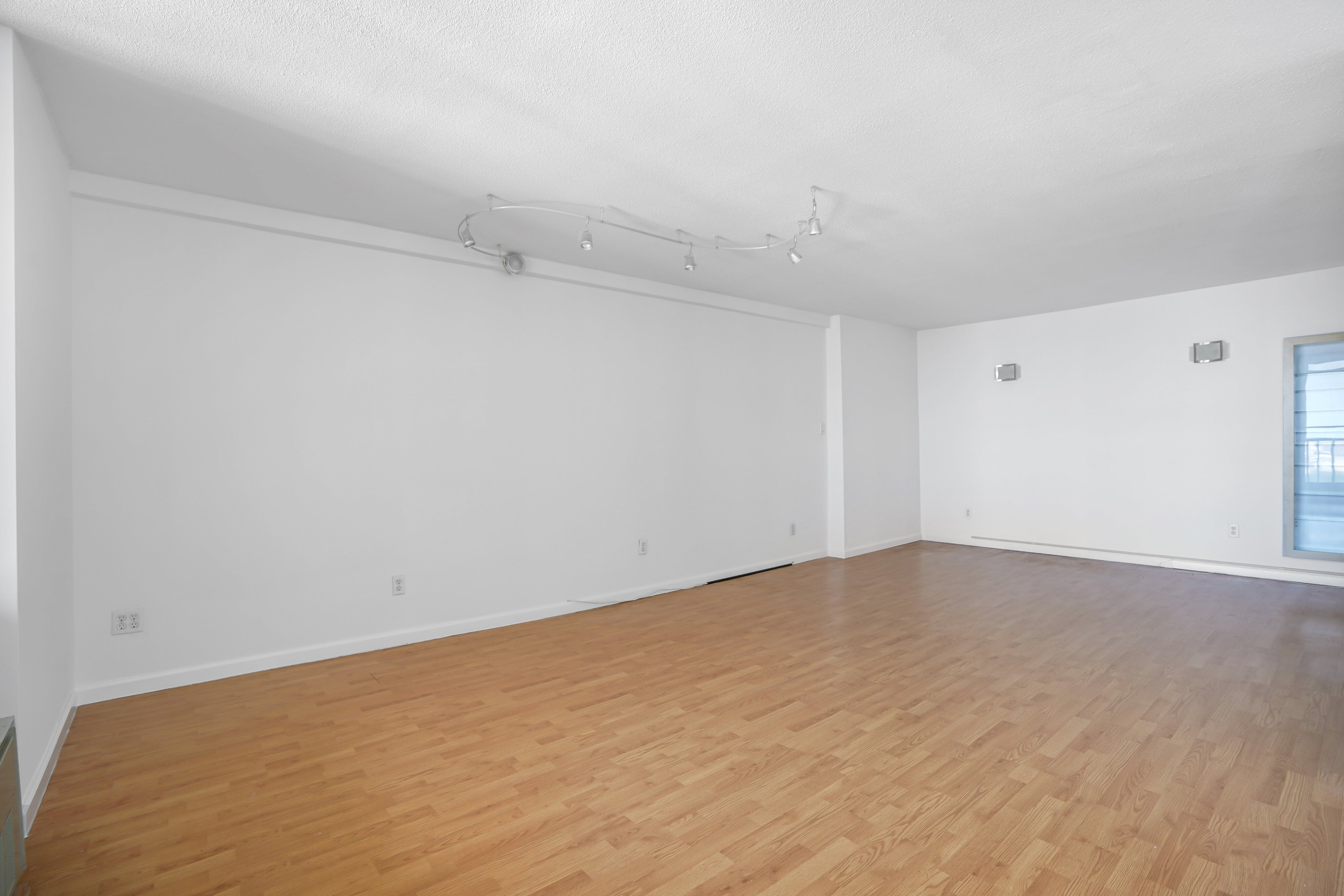 200 Winston Drive, #2811