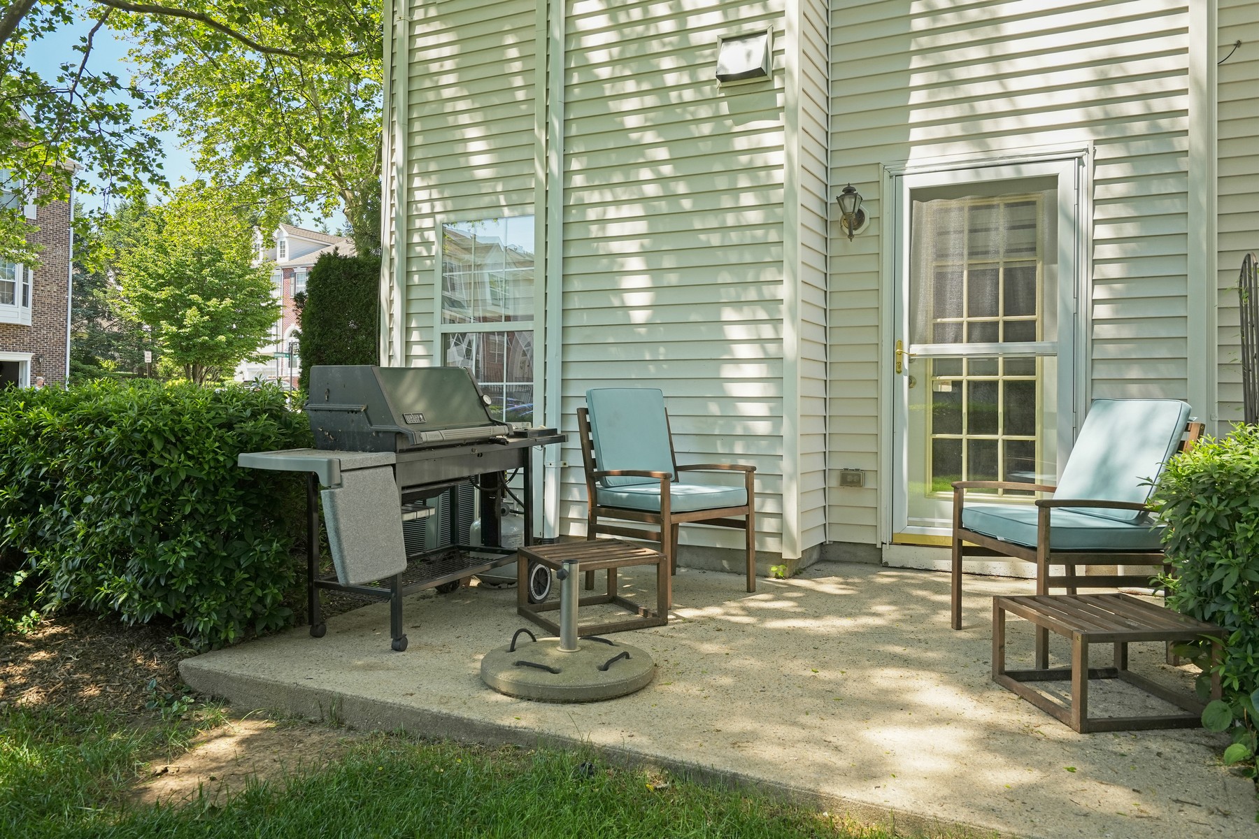 212 Swathmore Drive