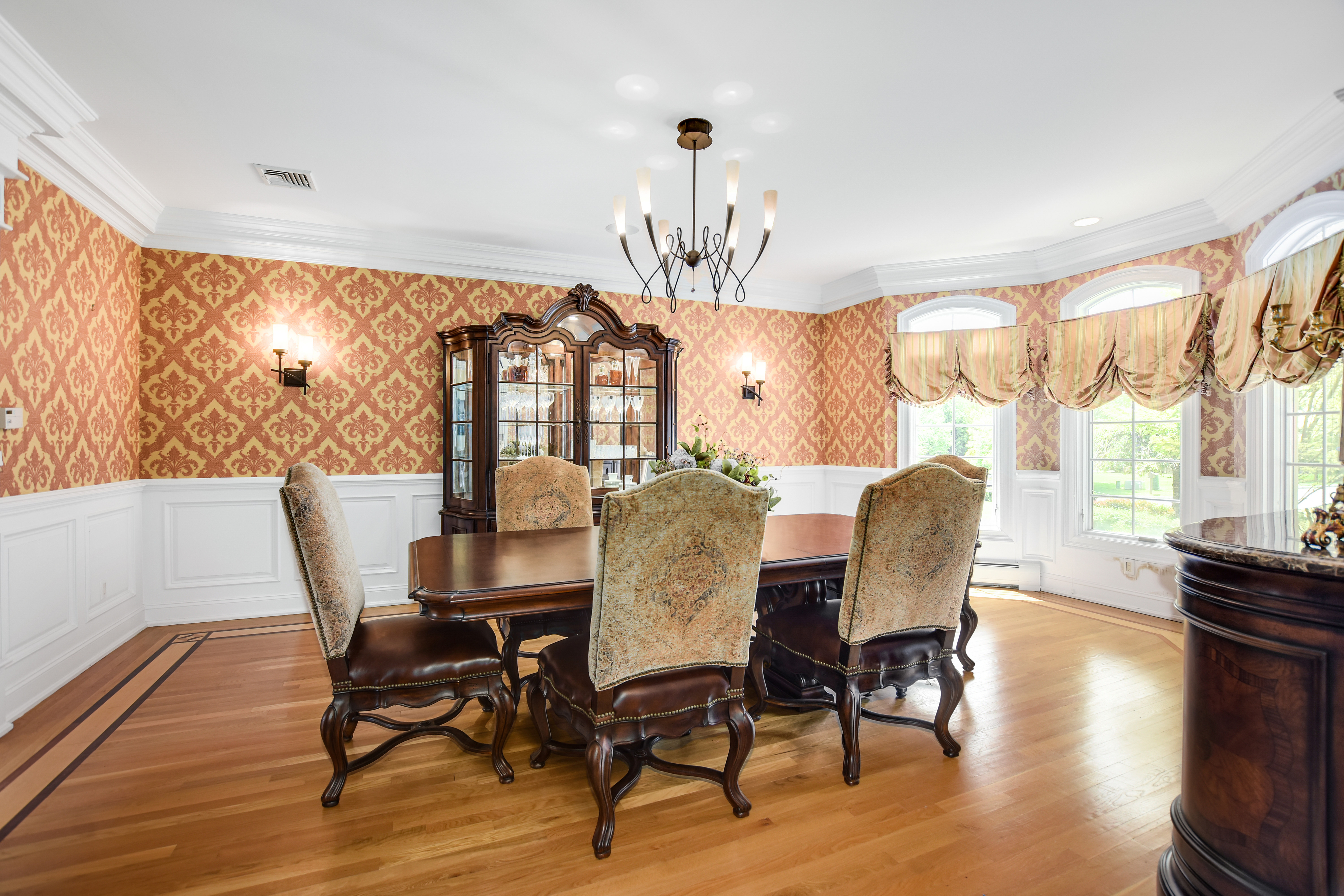 6 Sandstone Ridge