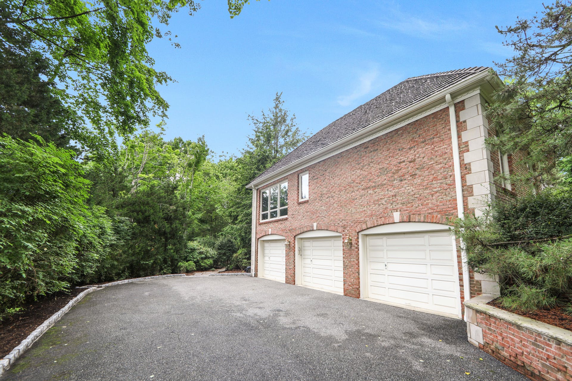 826 Winnebago Drive