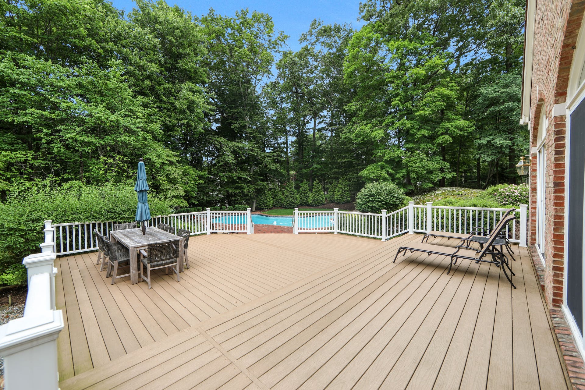826 Winnebago Drive
