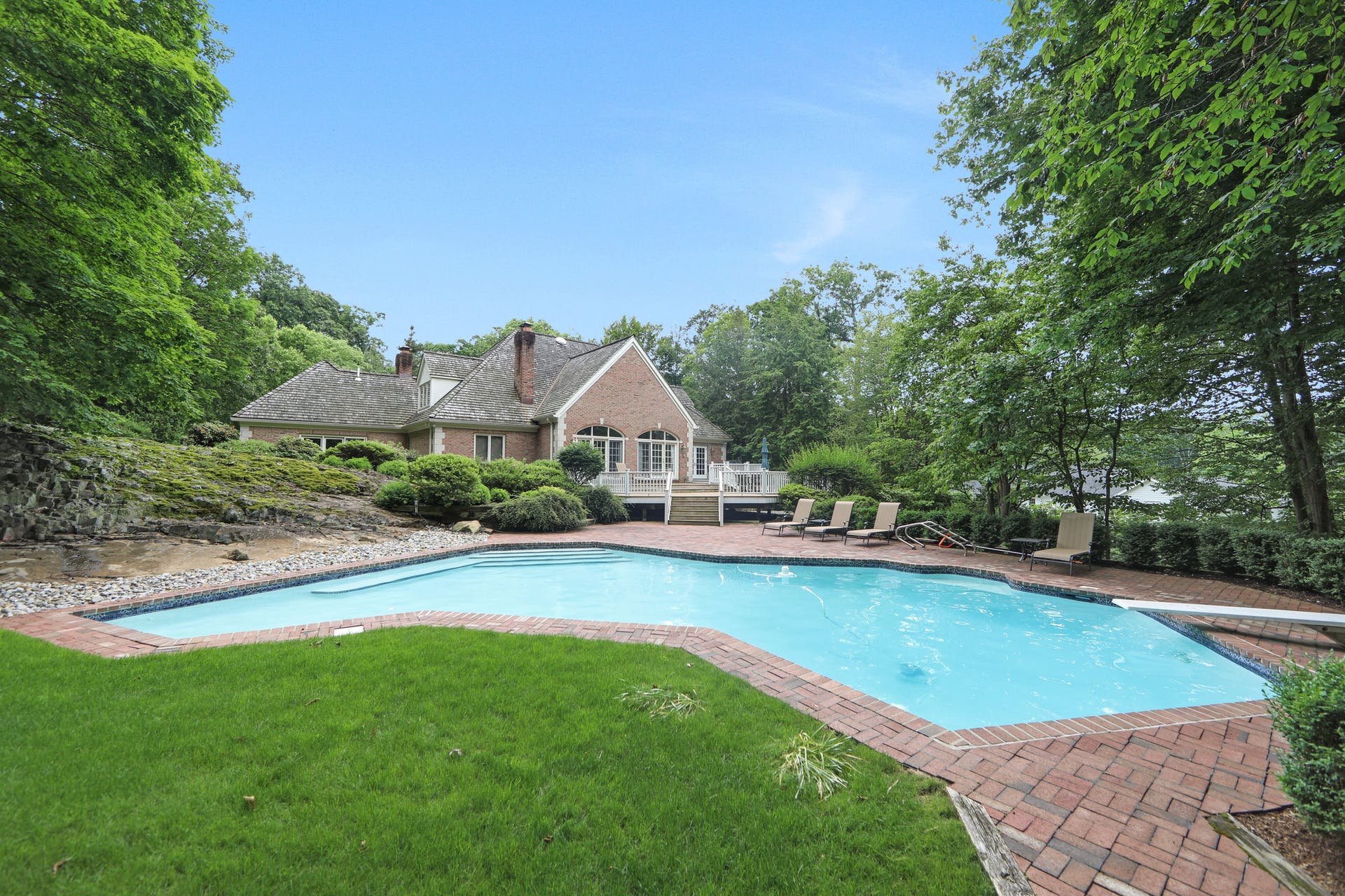 826 Winnebago Drive