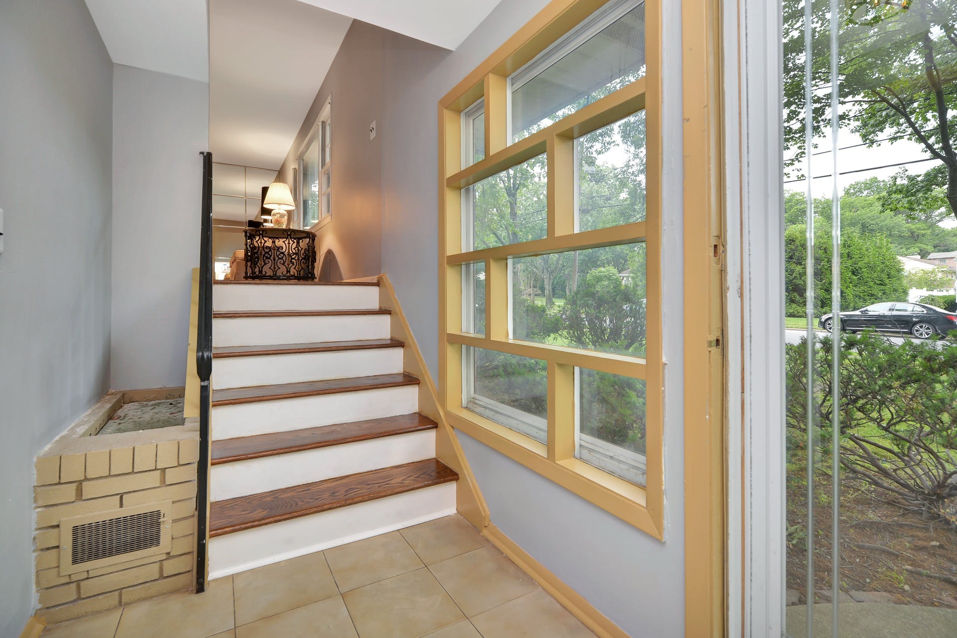 454 Kossuth Street