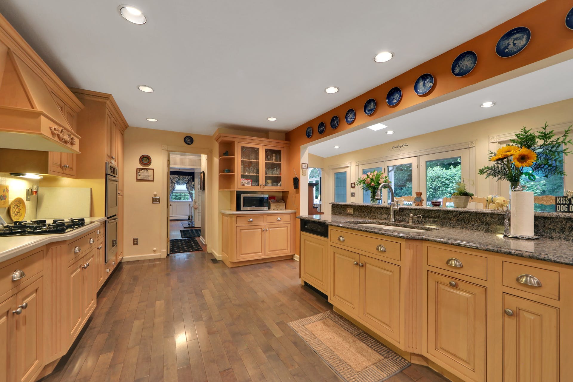 798 Huron Road