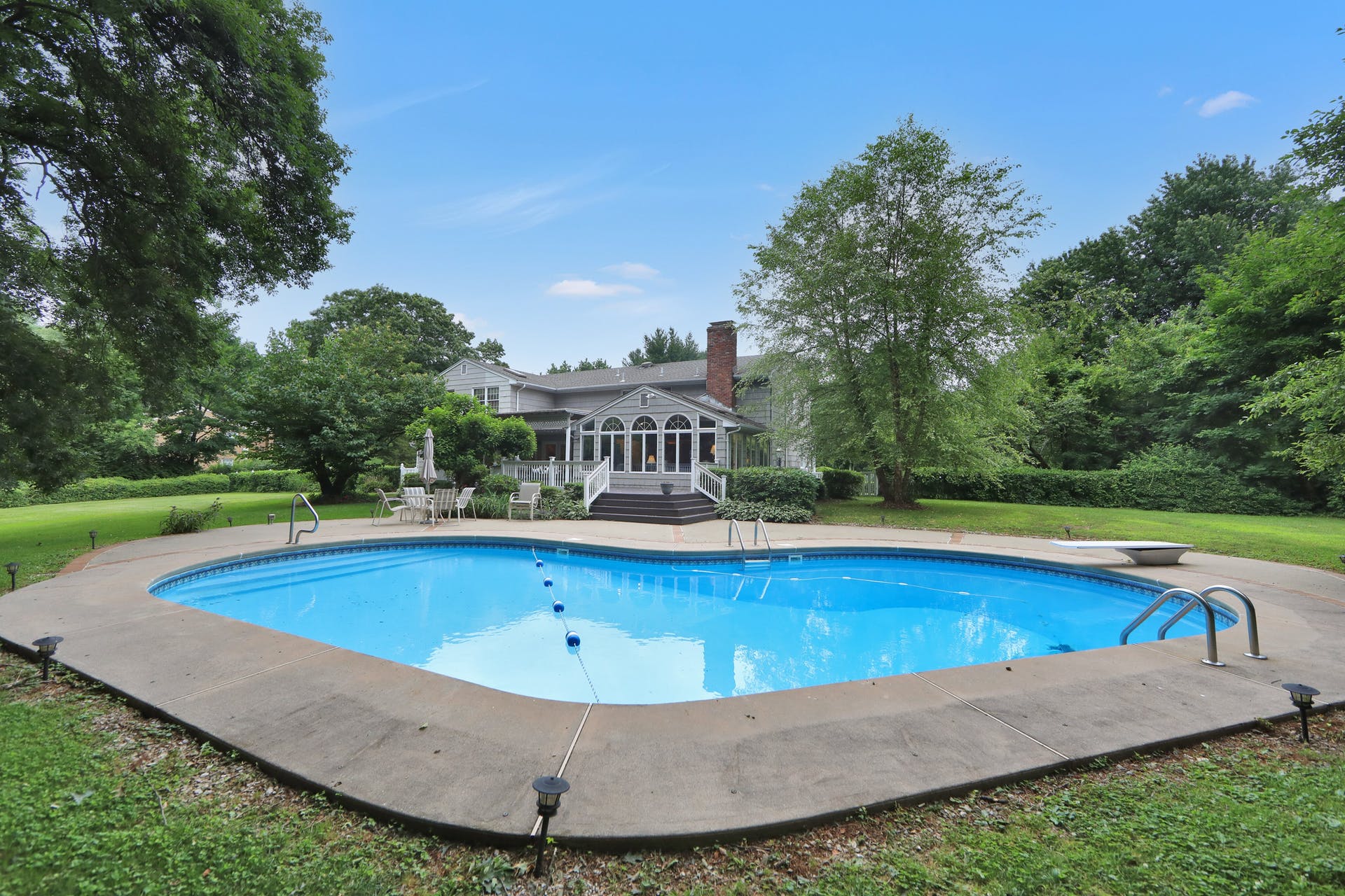 798 Huron Road