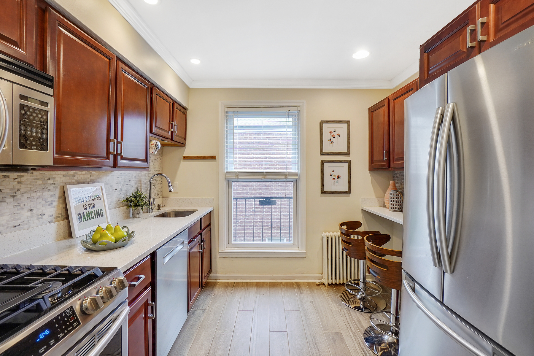 349 Bloomfield Avenue, #128 