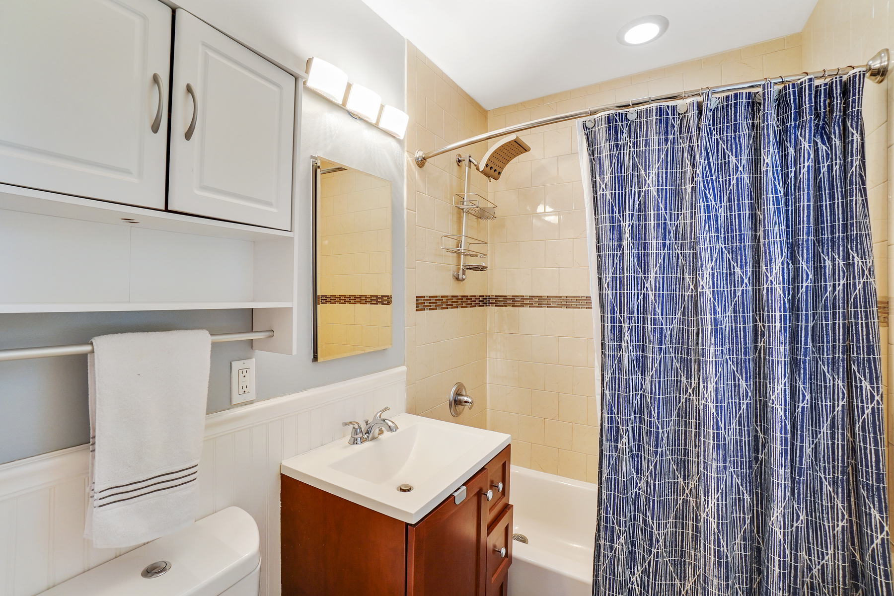 349 Bloomfield Avenue, #128 