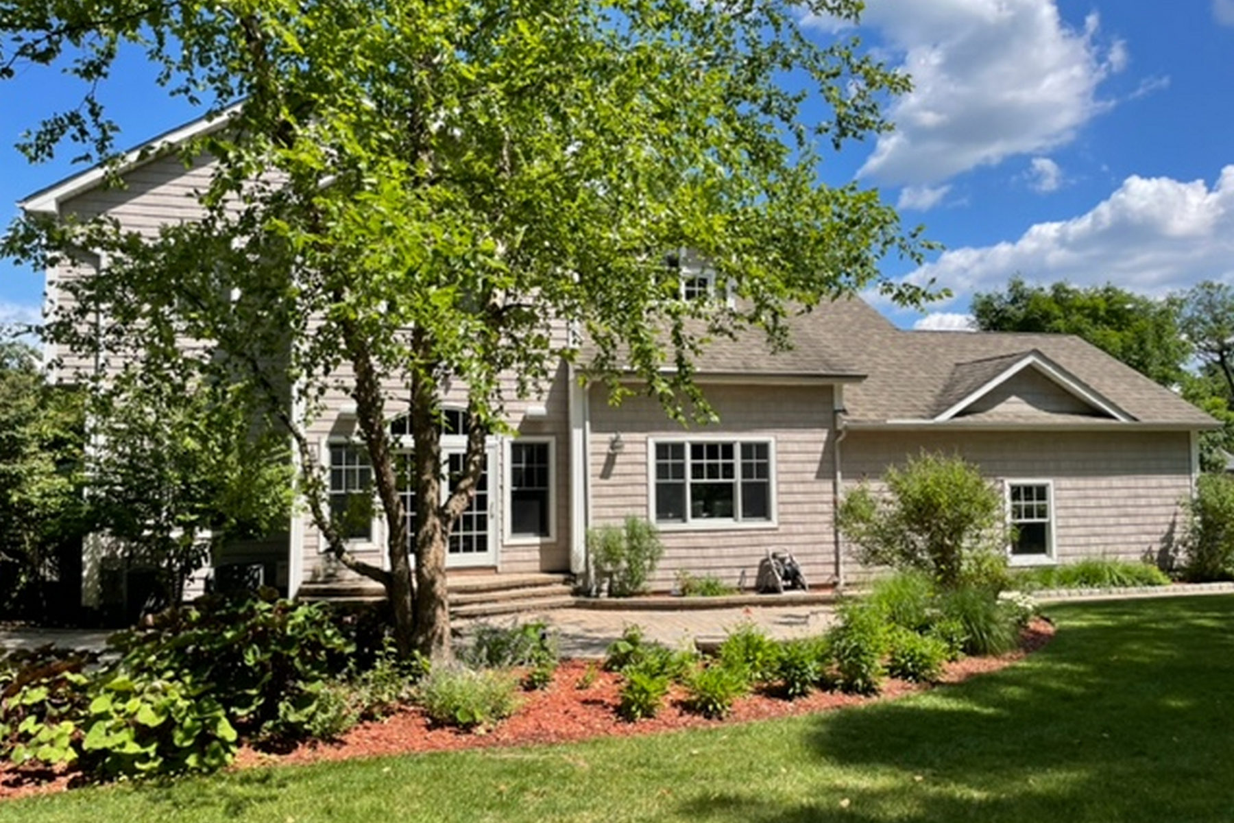 638 Park Place