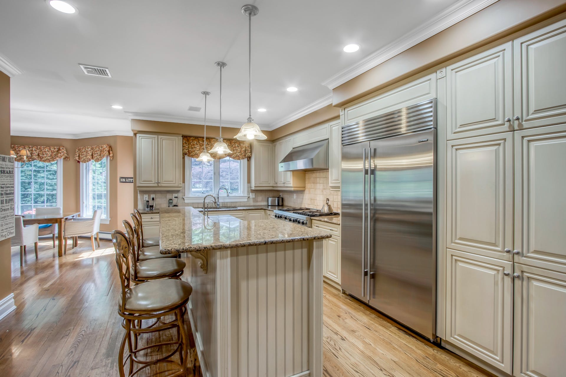 6 Willow Drive