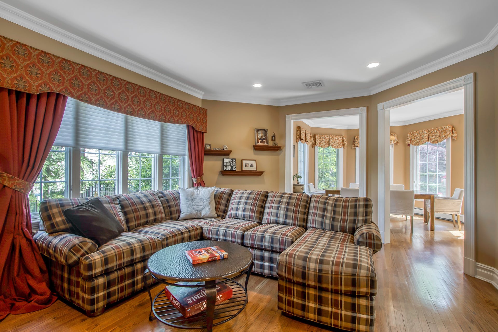 6 Willow Drive