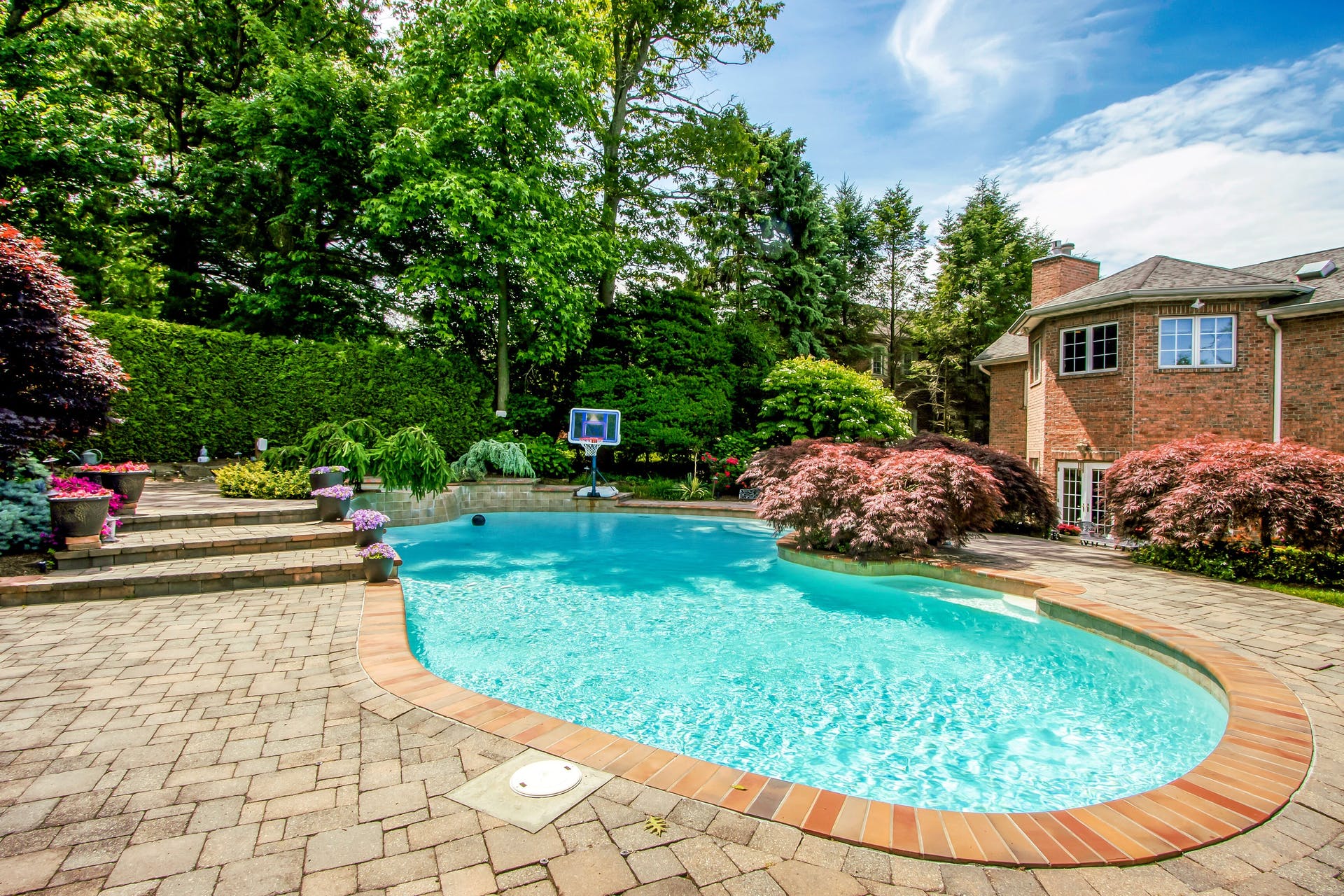 6 Willow Drive